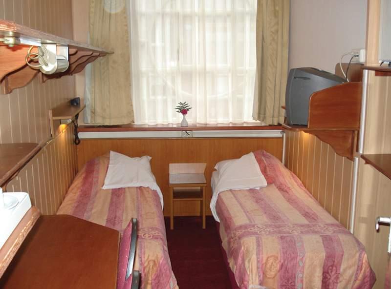 Nadia Hotel — photo 4