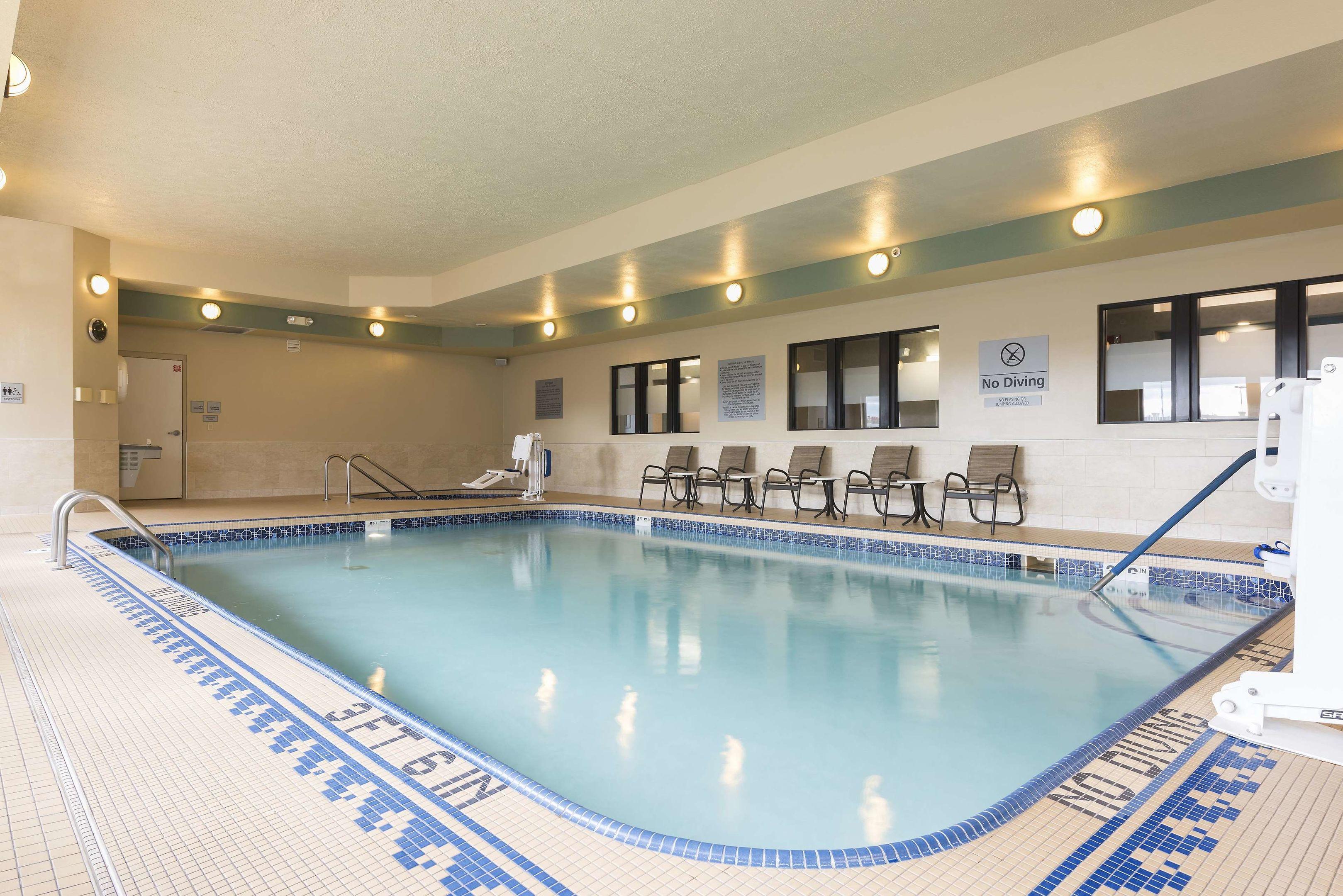 Hampton Inn Midland — photo 4