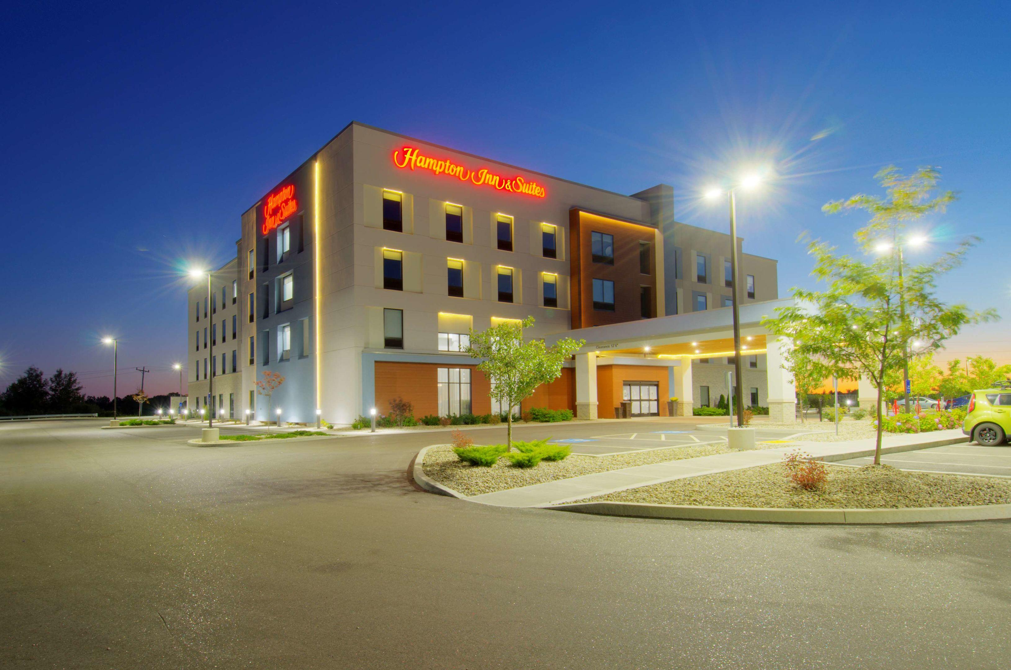 Hampton Inn & Suites Portland West — photo 5