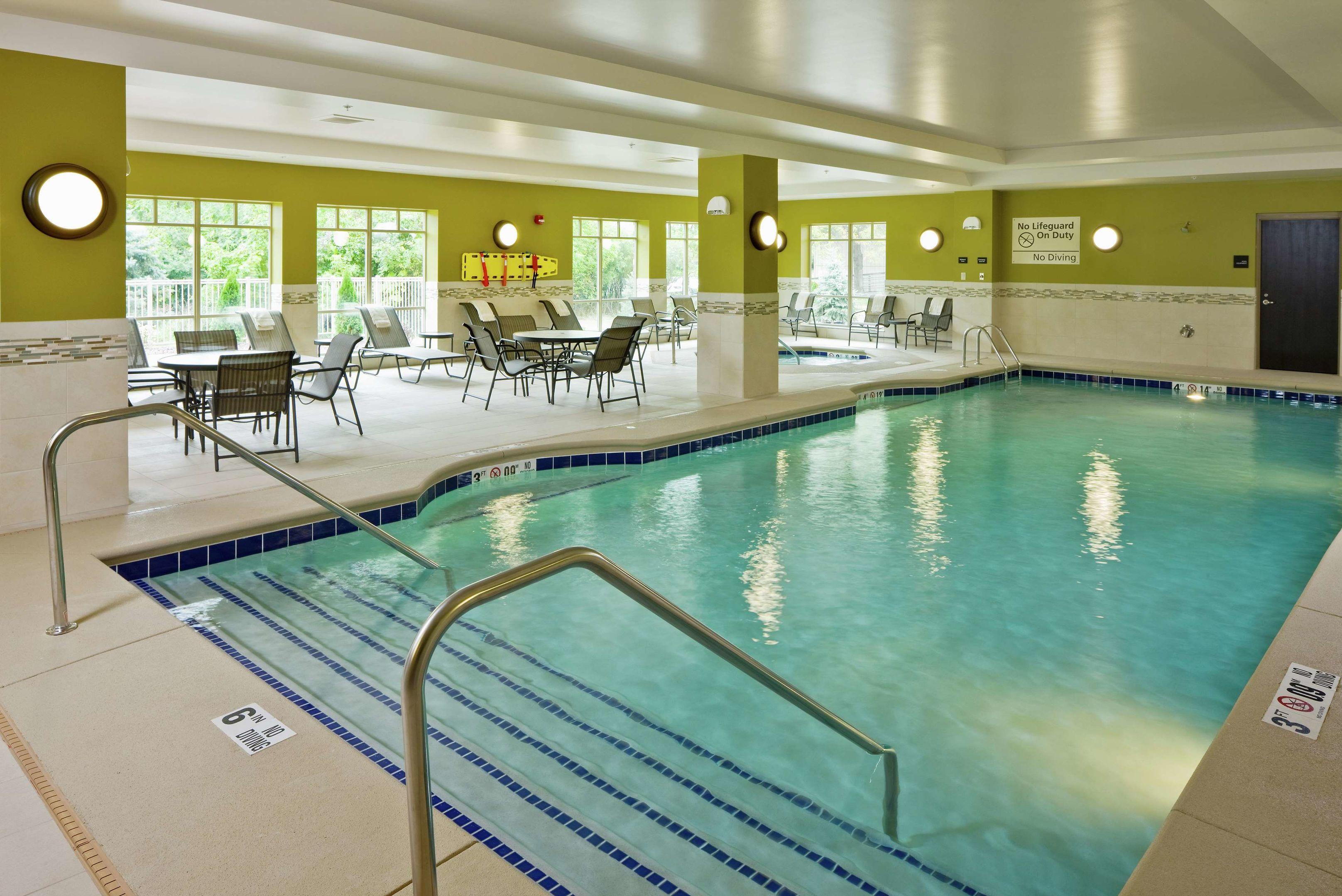 Hampton Inn & Suites Saginaw — photo 5