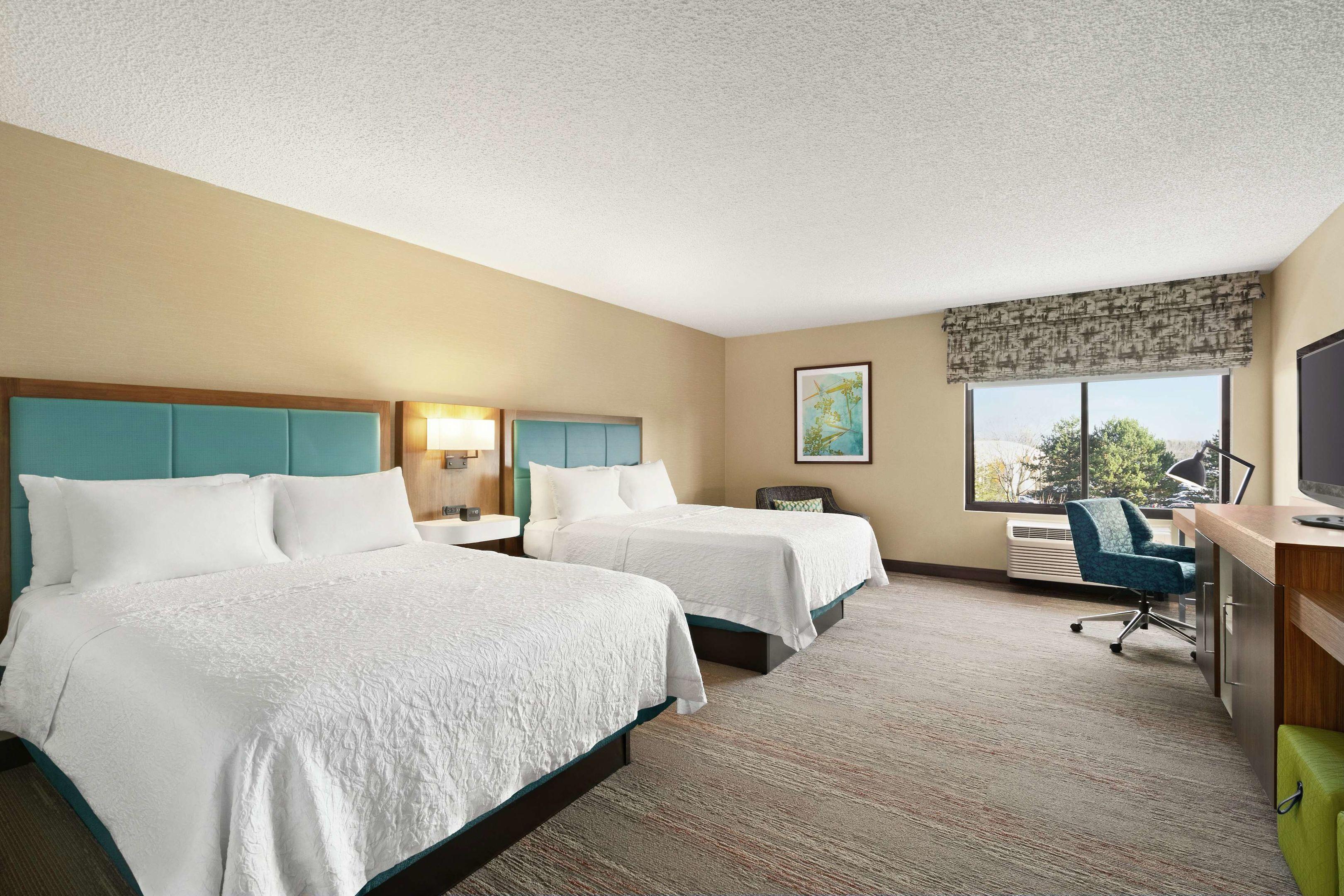 Hampton Inn Portland Airport — photo 3