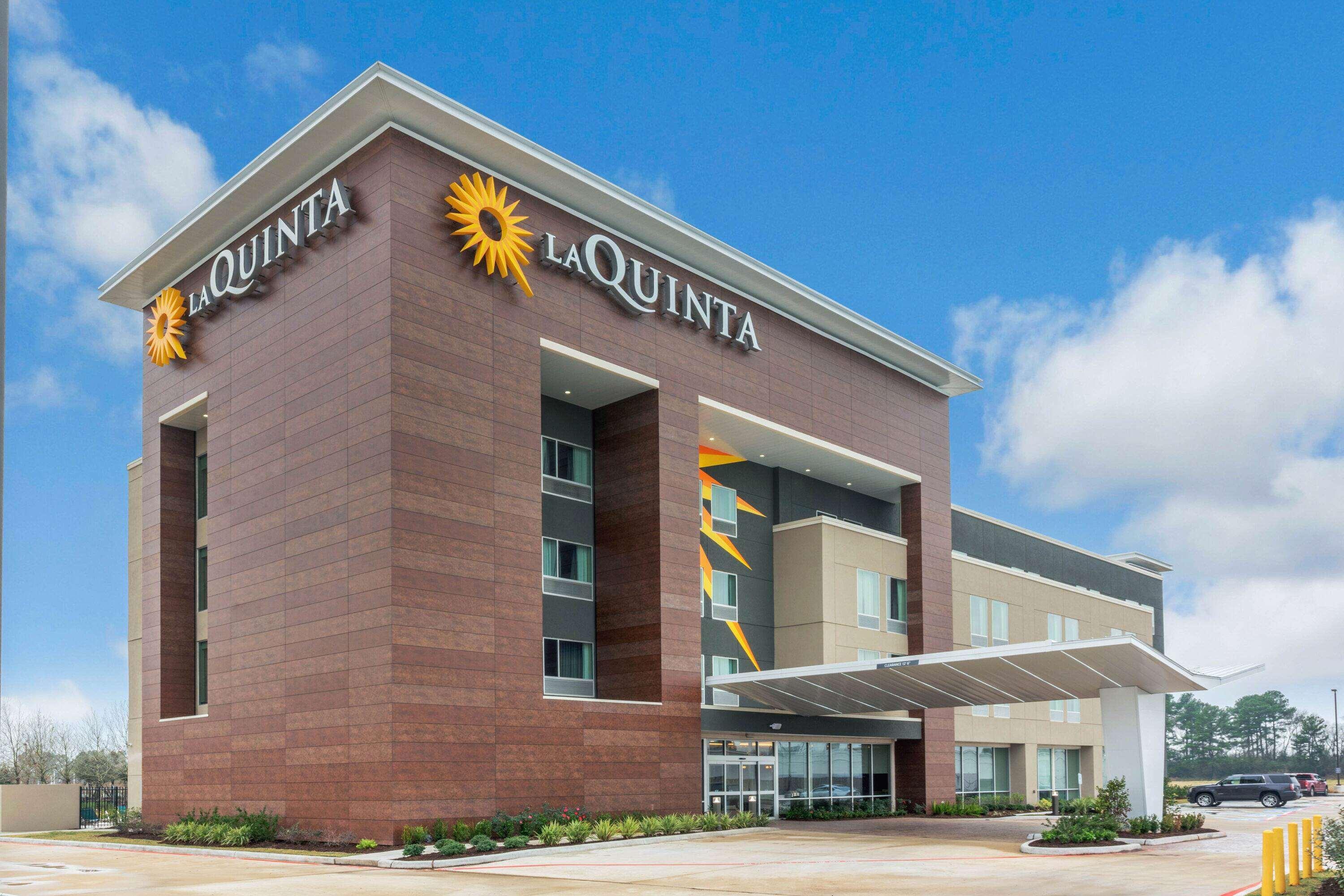 La Quinta Inn & Suites Spring/Houston Springwood — photo 3