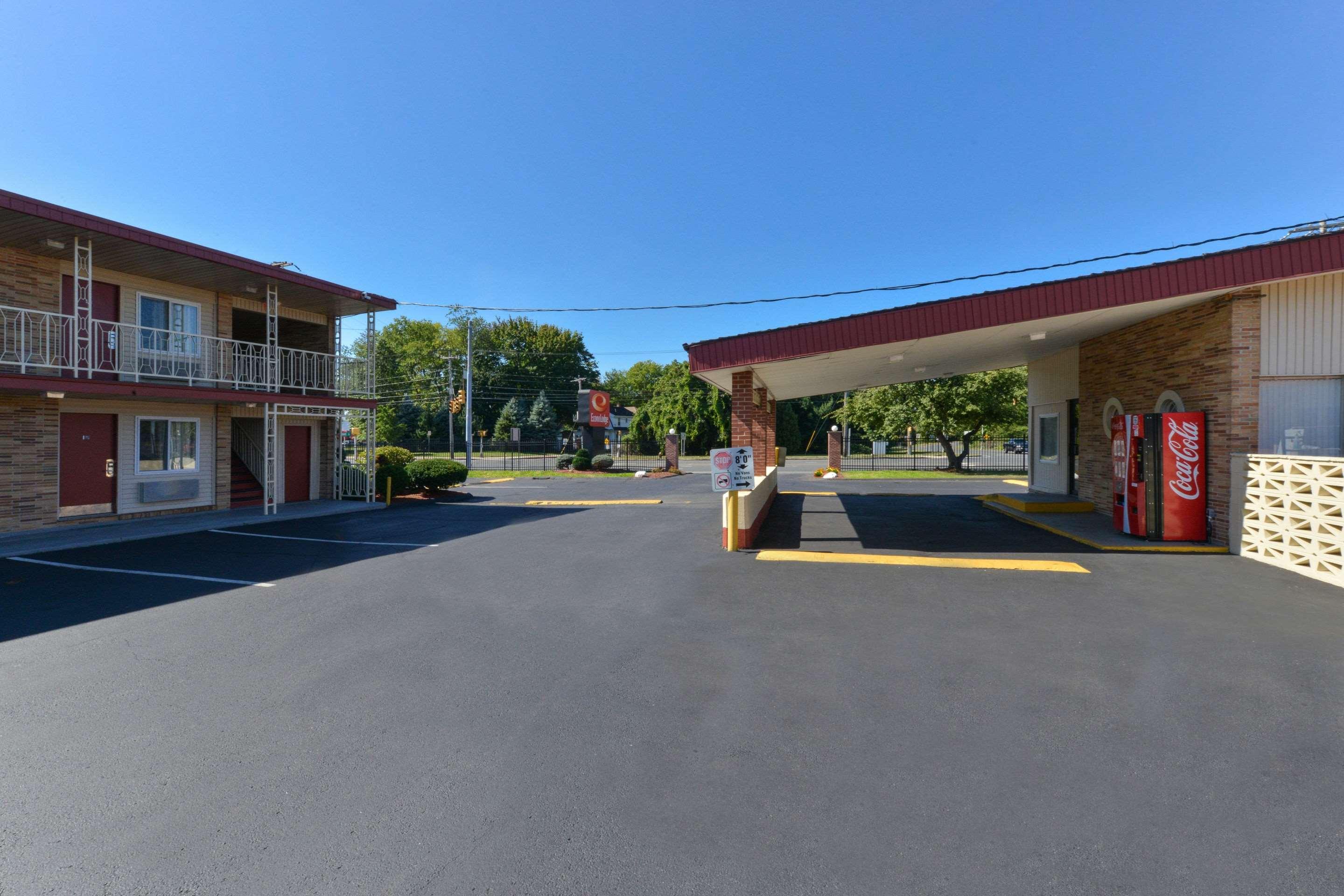 Econo Lodge — photo 4