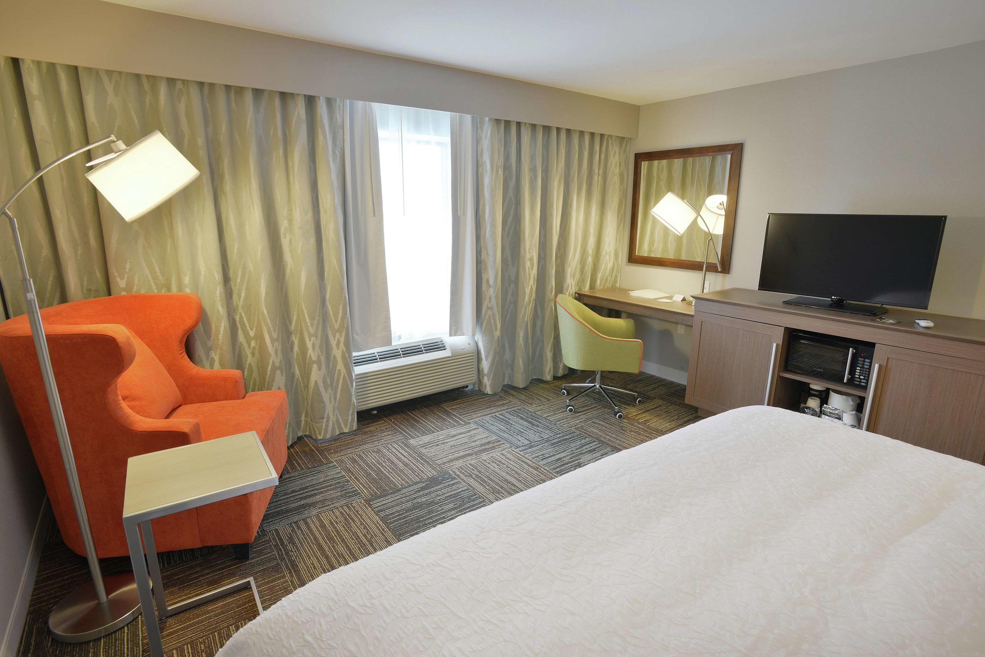 Hampton Inn & Suites Cincinnati / Kenwood — photo 5