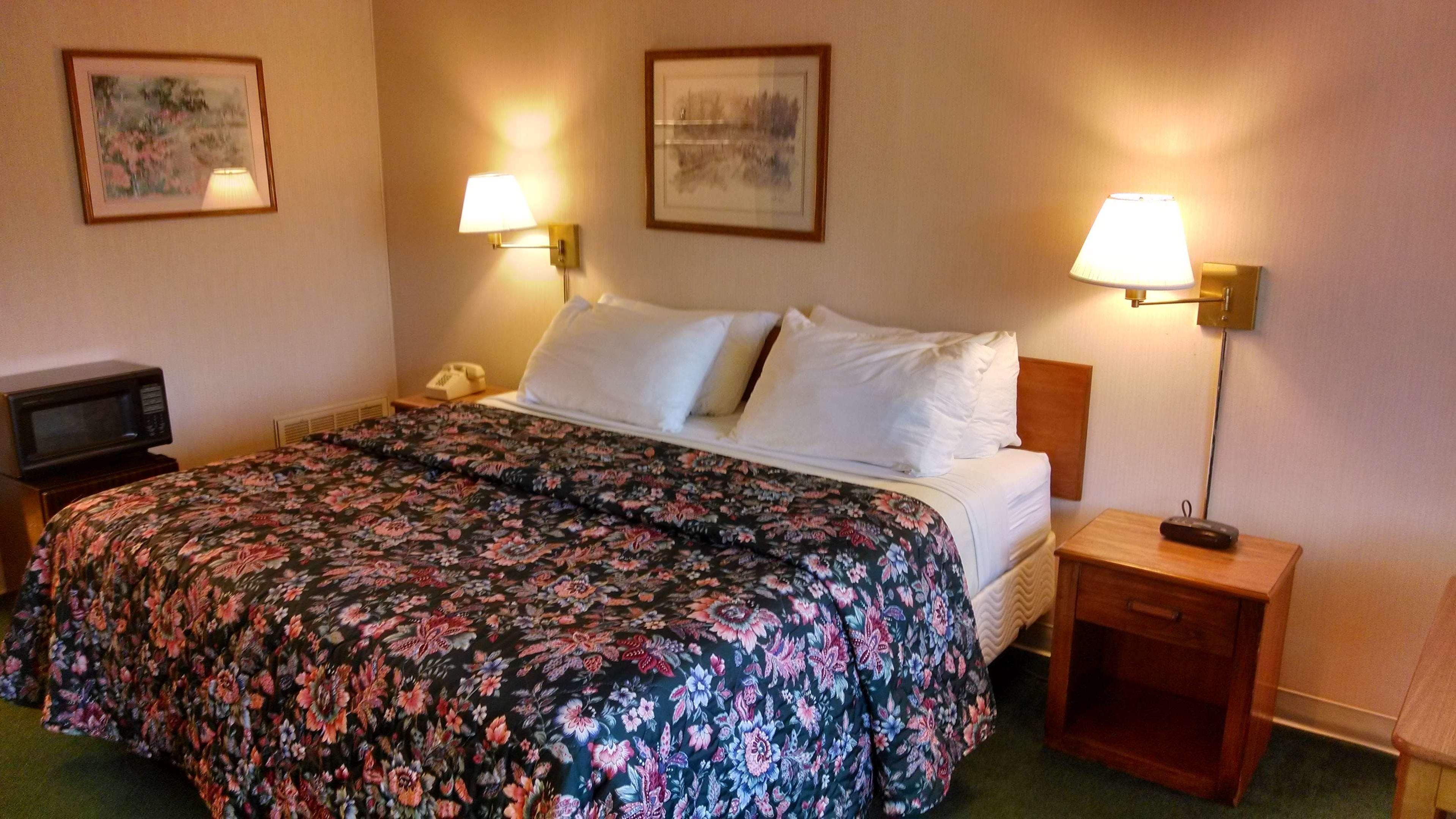 Americas Best Value Inn Marion — photo 4