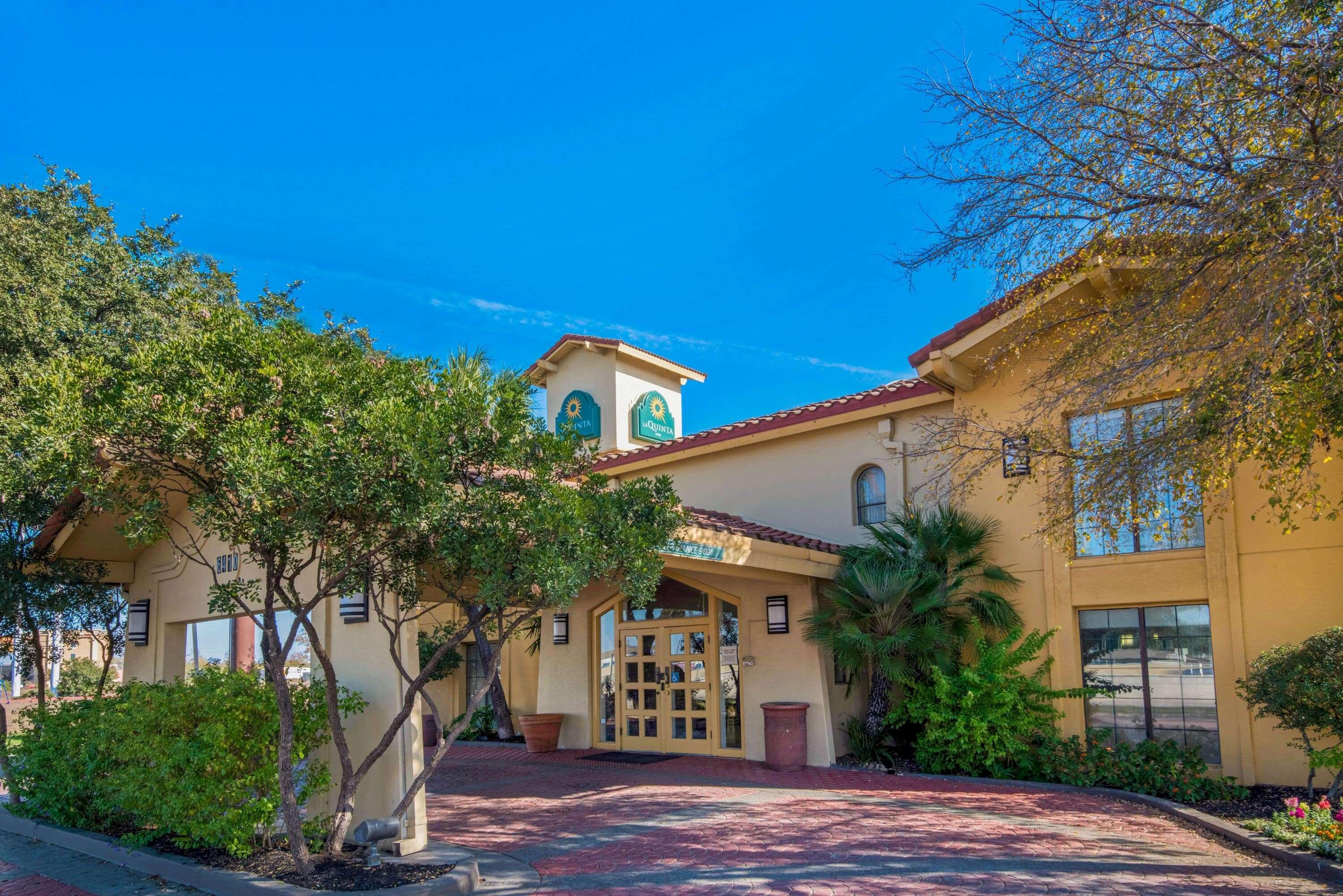 La Quinta Inn San Antonio I-35 N at Rittiman Road — photo 5