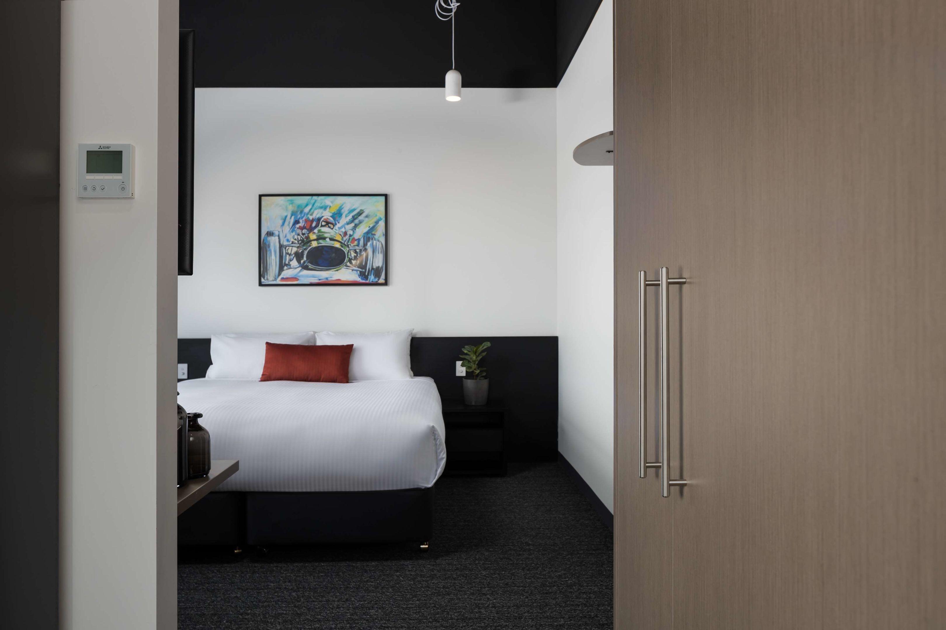 Rydges Pit Lane Hotel — photo 3