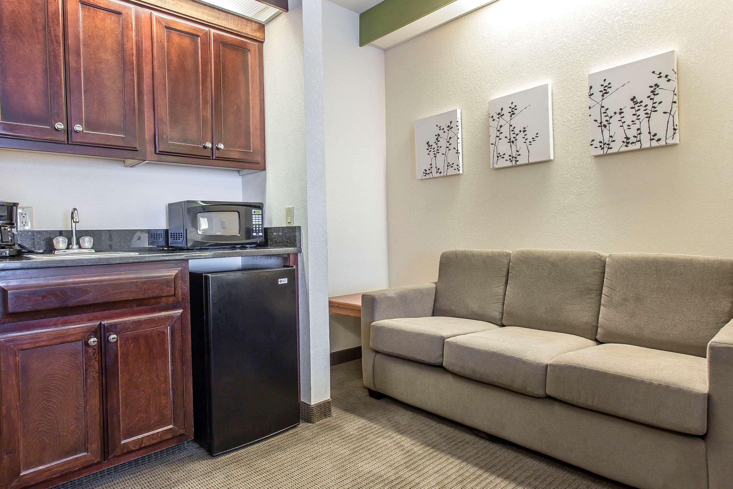Sleep Inn & Suites — photo 4