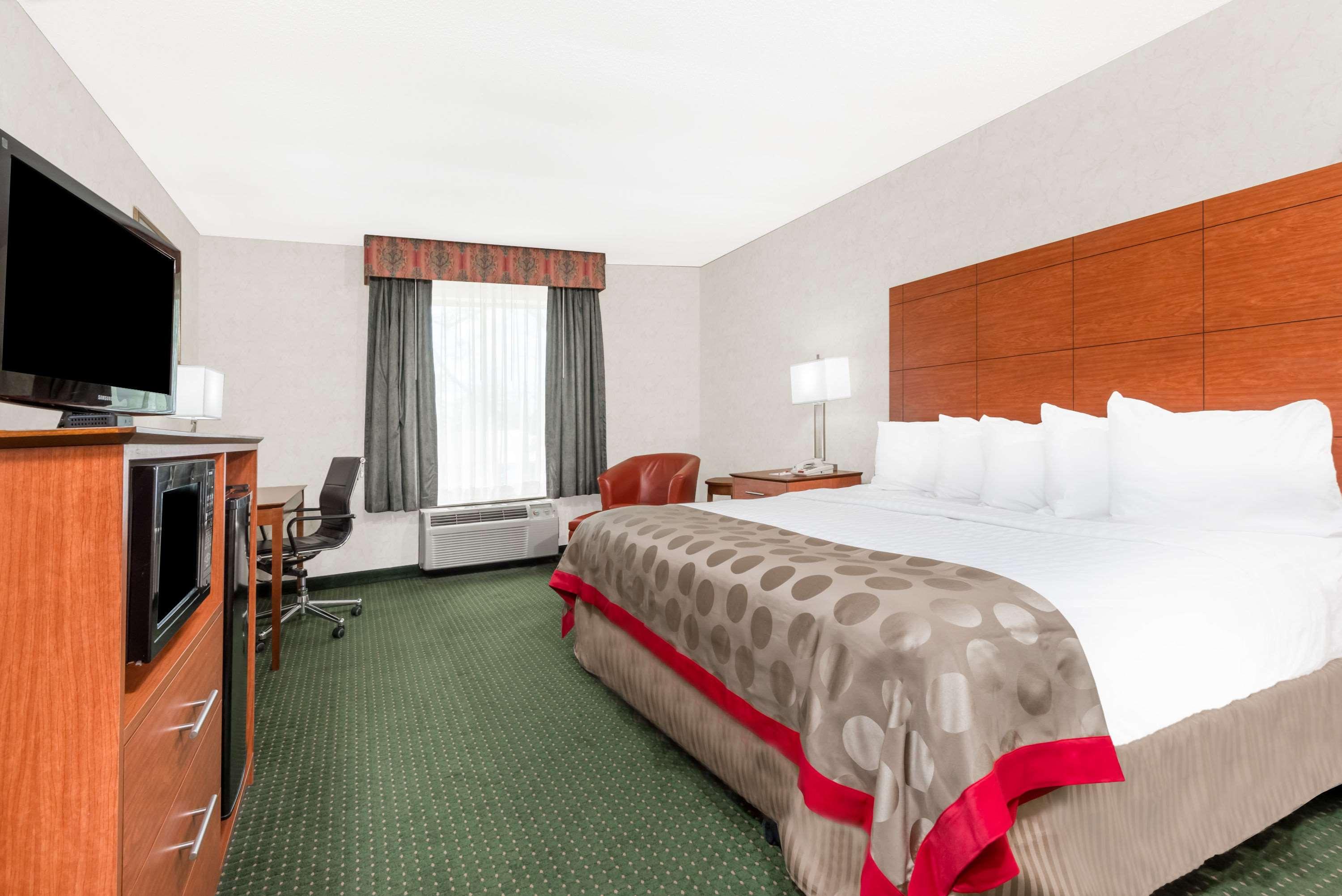 Ramada Lexington North Hotel & Conference Center — photo 5