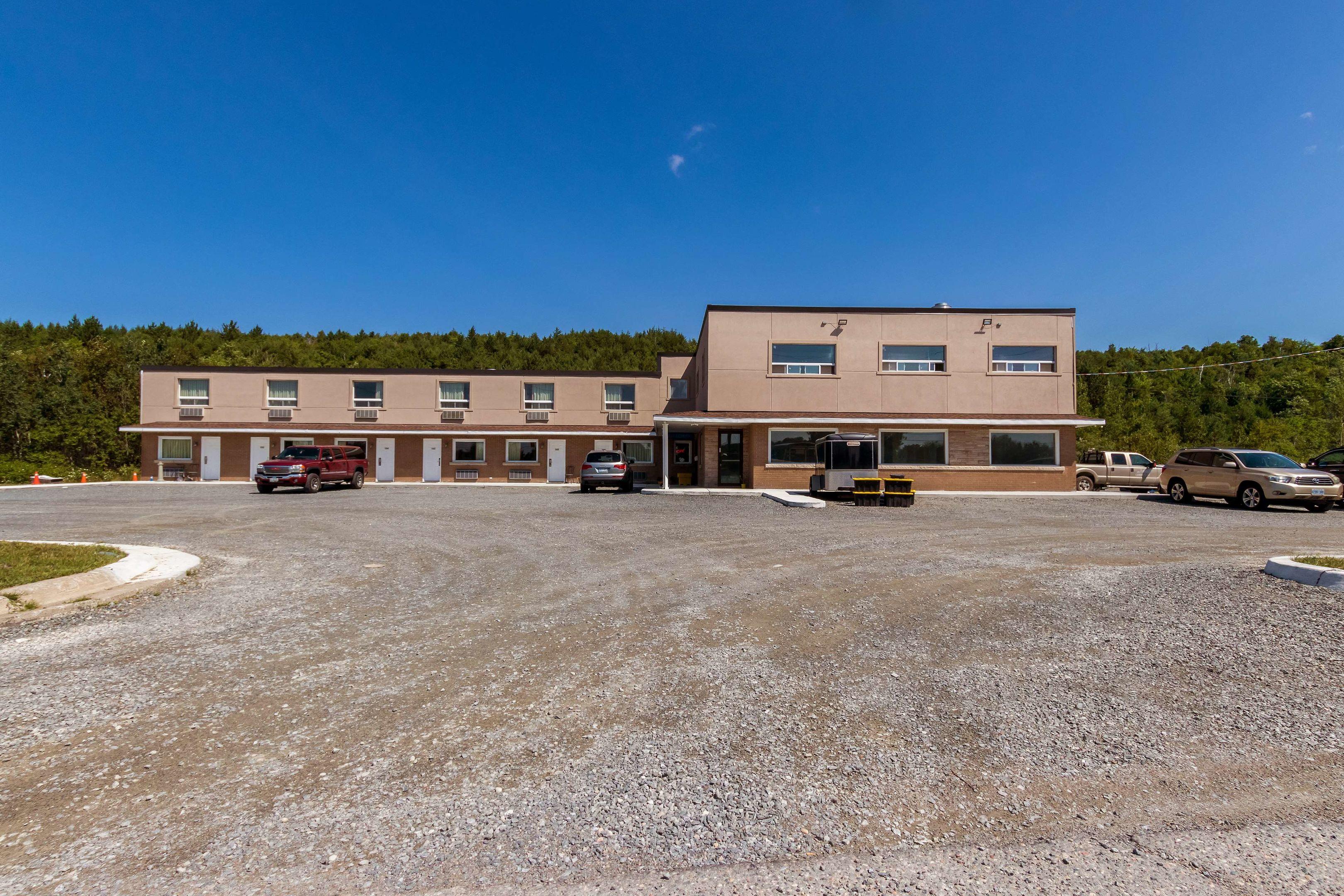 Motel 6 Sudbury ON — photo 3