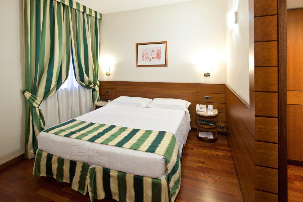 Sure Hotel Collection by Best Western Hotel Mirage — photo 5