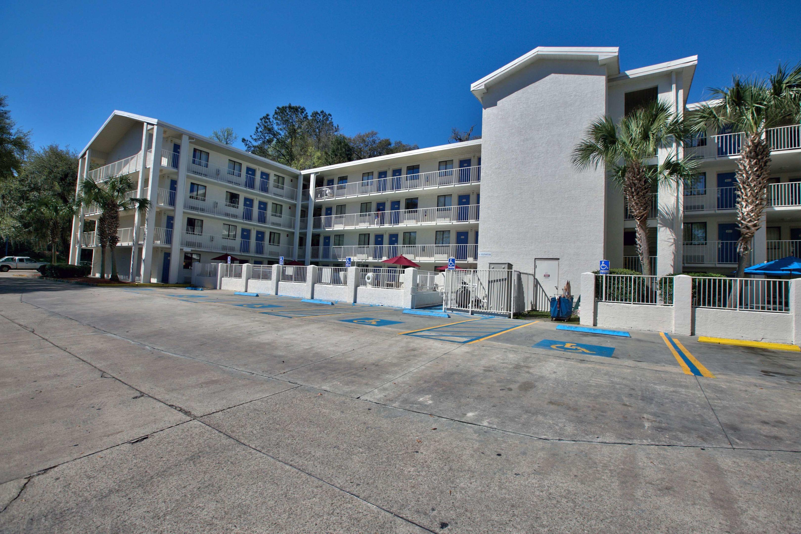 Motel 6 Tallahassee West — photo 4