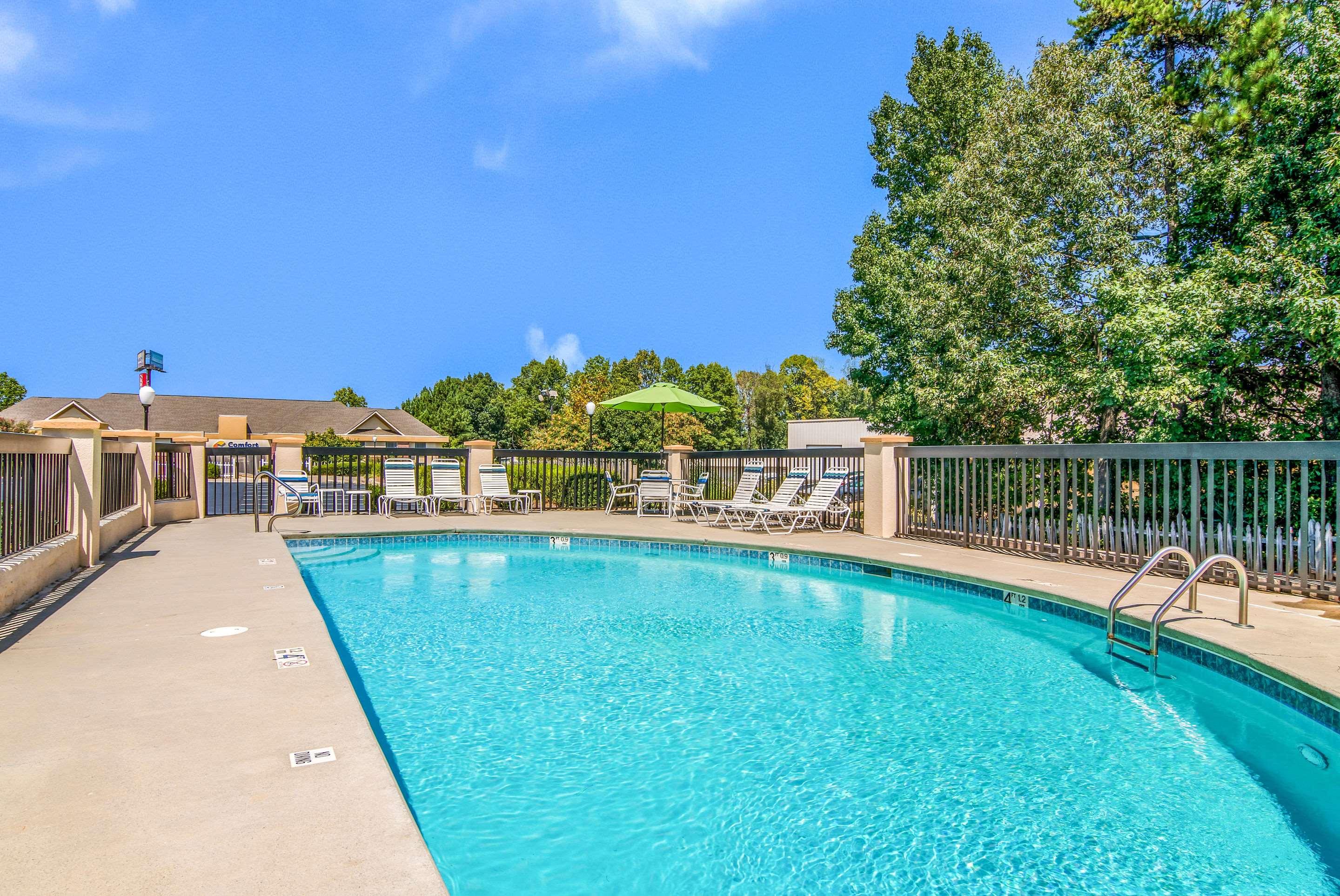 Quality Inn Suwanee — photo 5