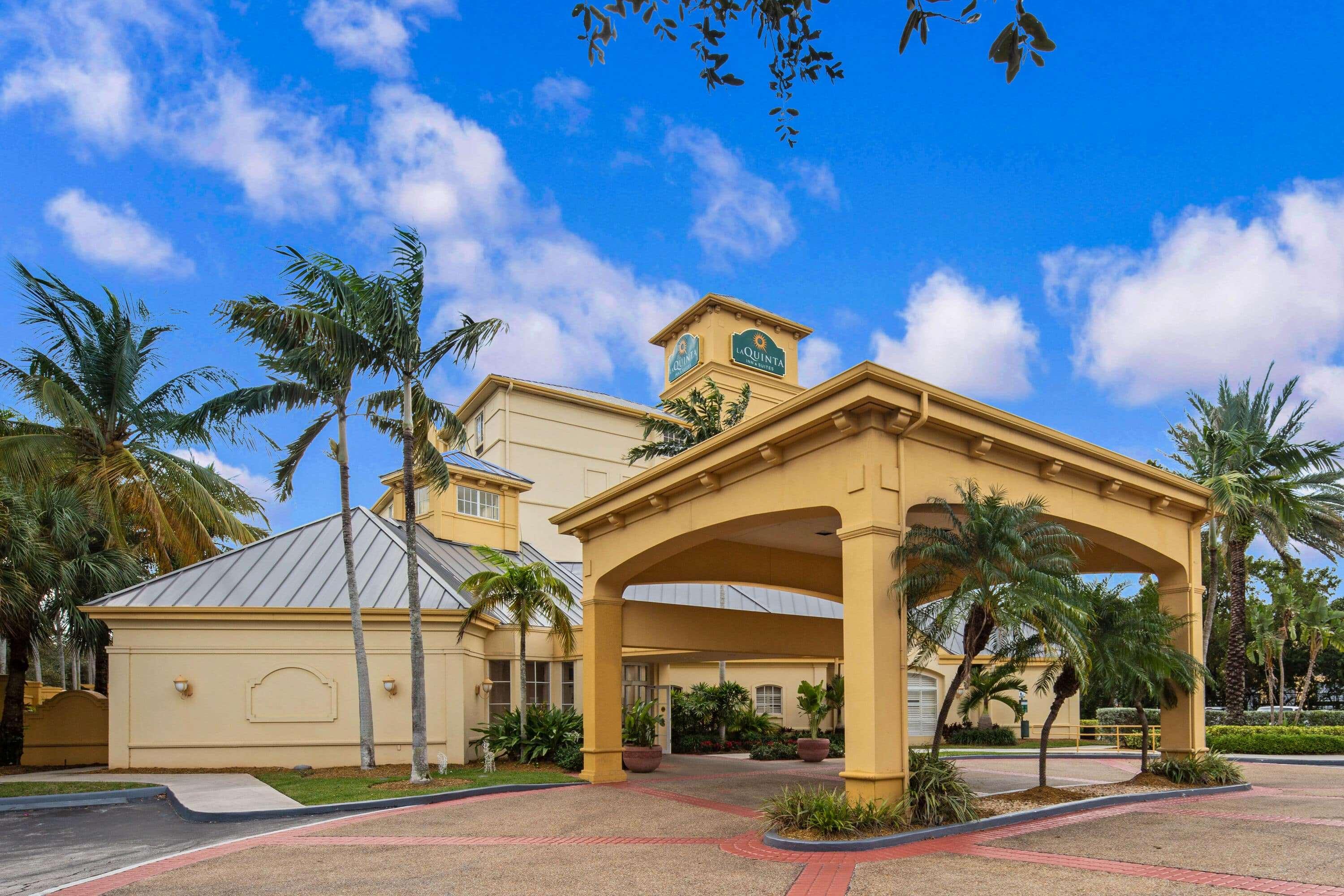 La Quinta Inn & Suites Miami Airport West — photo 5