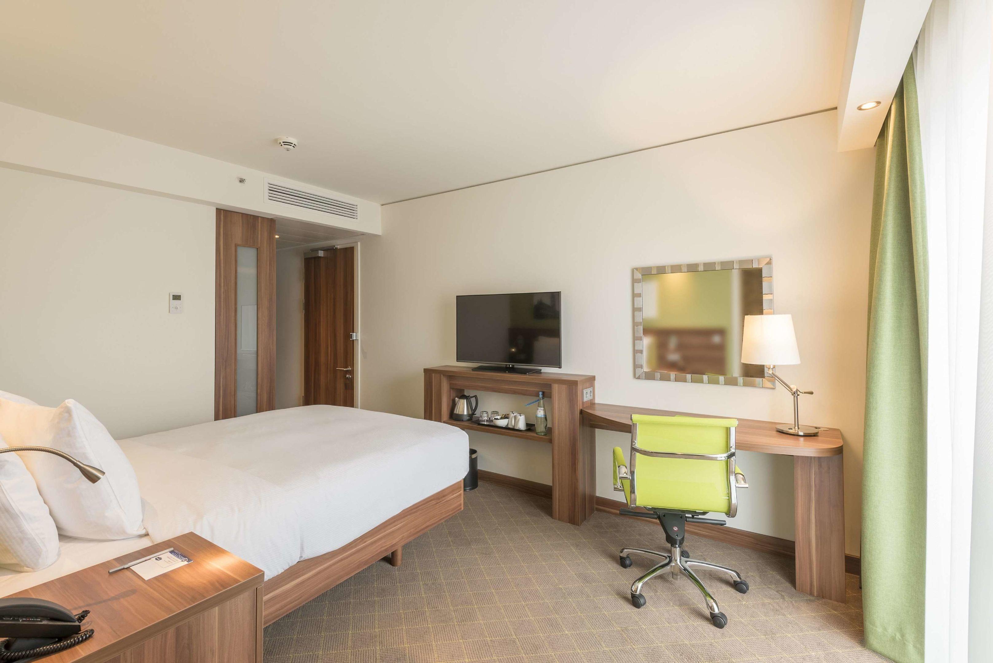 Hampton by Hilton Hamburg City Centre — photo 5