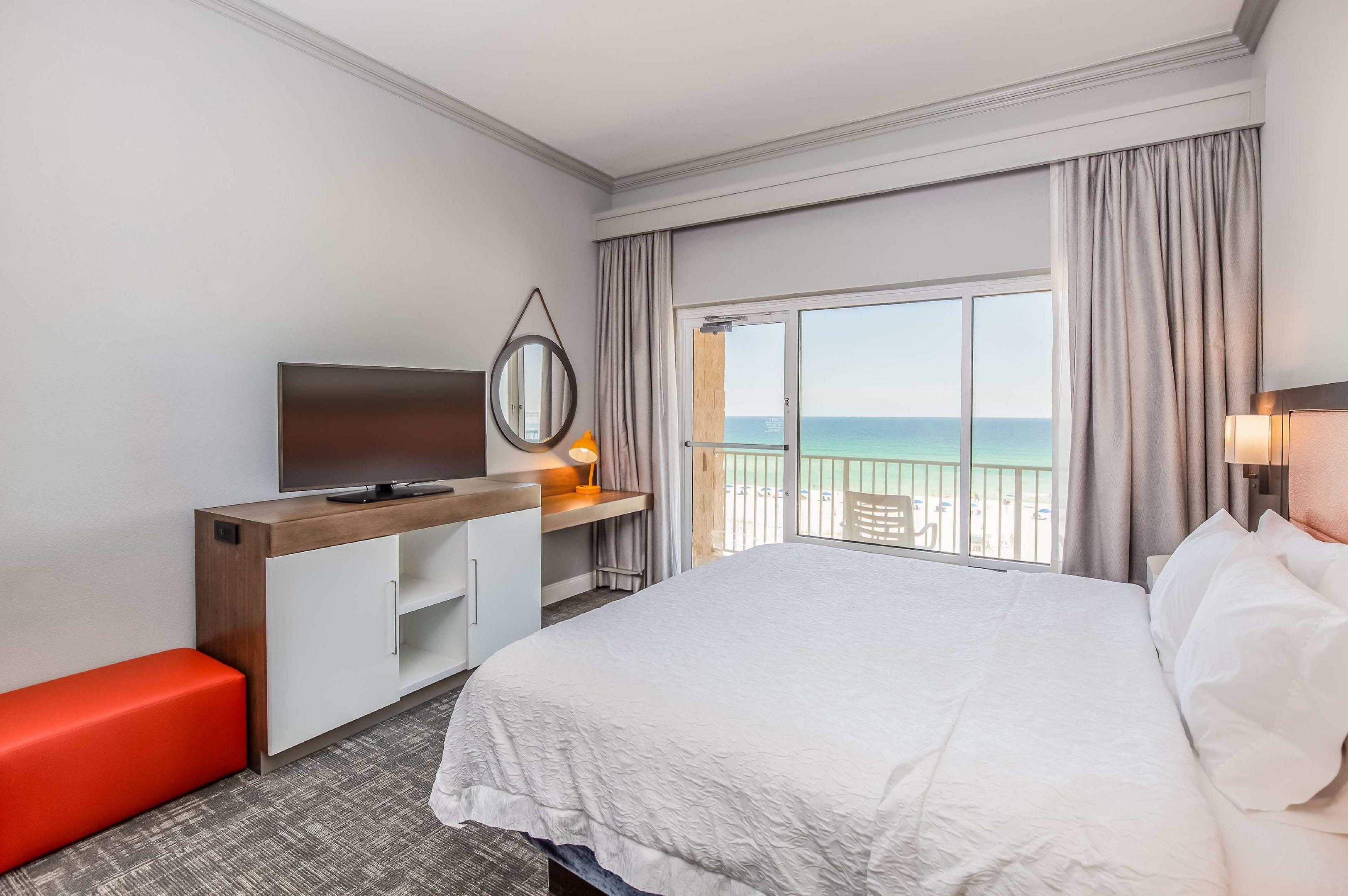 Hampton Inn Pensacola Beach — photo 4