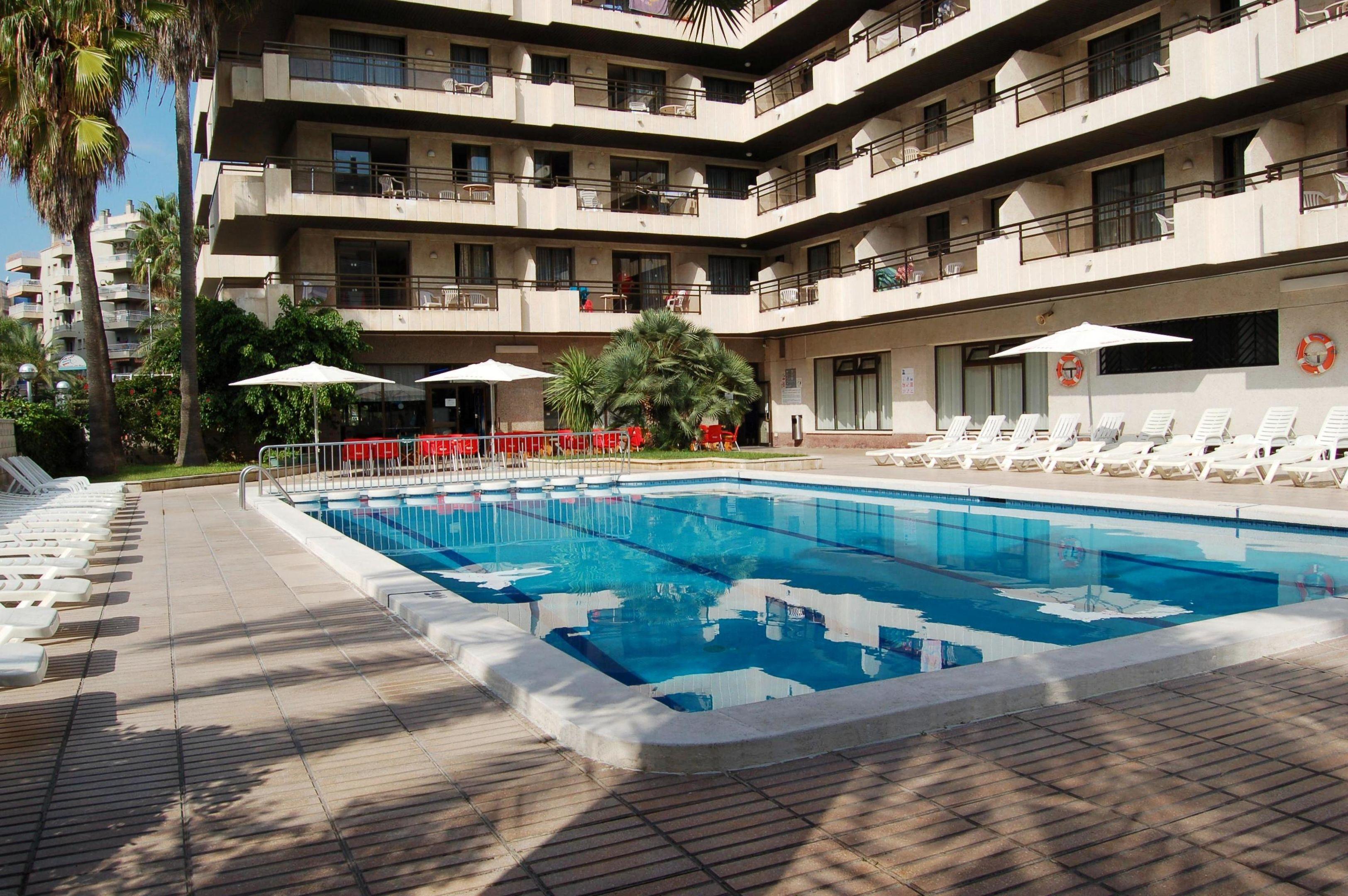 Apartaments CYE Salou — photo 4