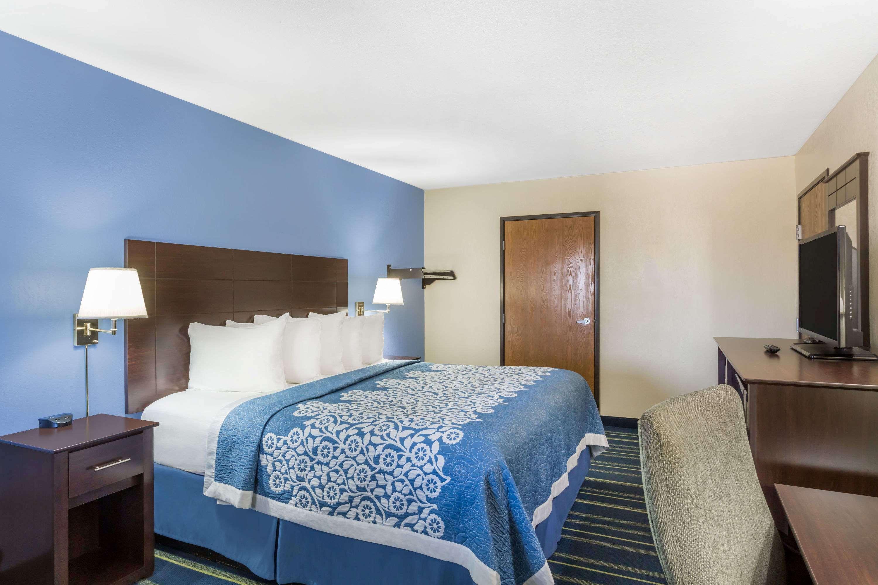 Days Inn by Wyndham Holbrook — photo 5