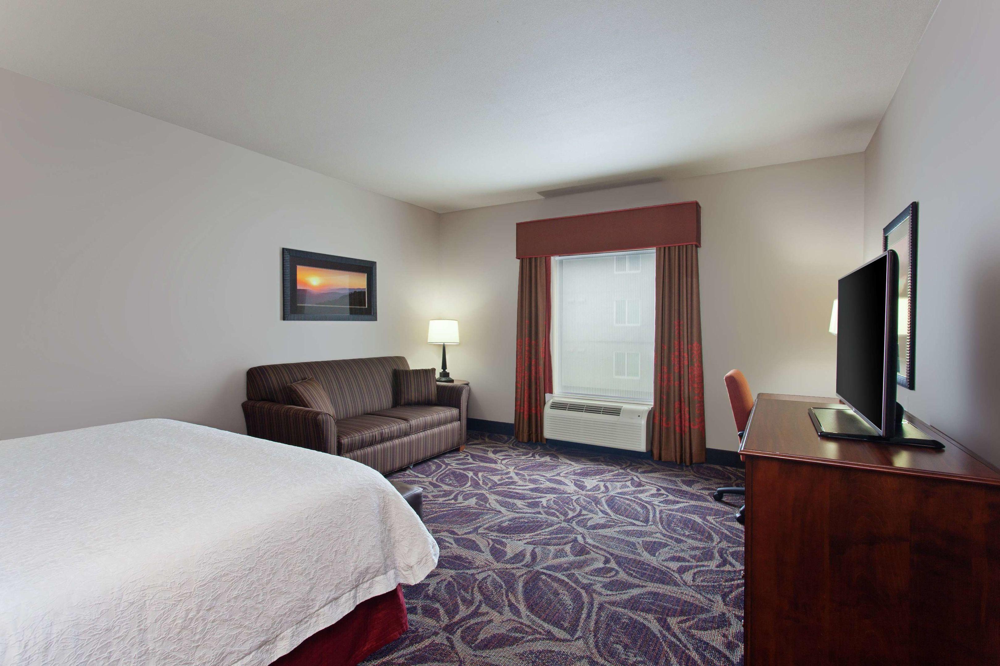 Hampton Inn Seattle/Everett — photo 3