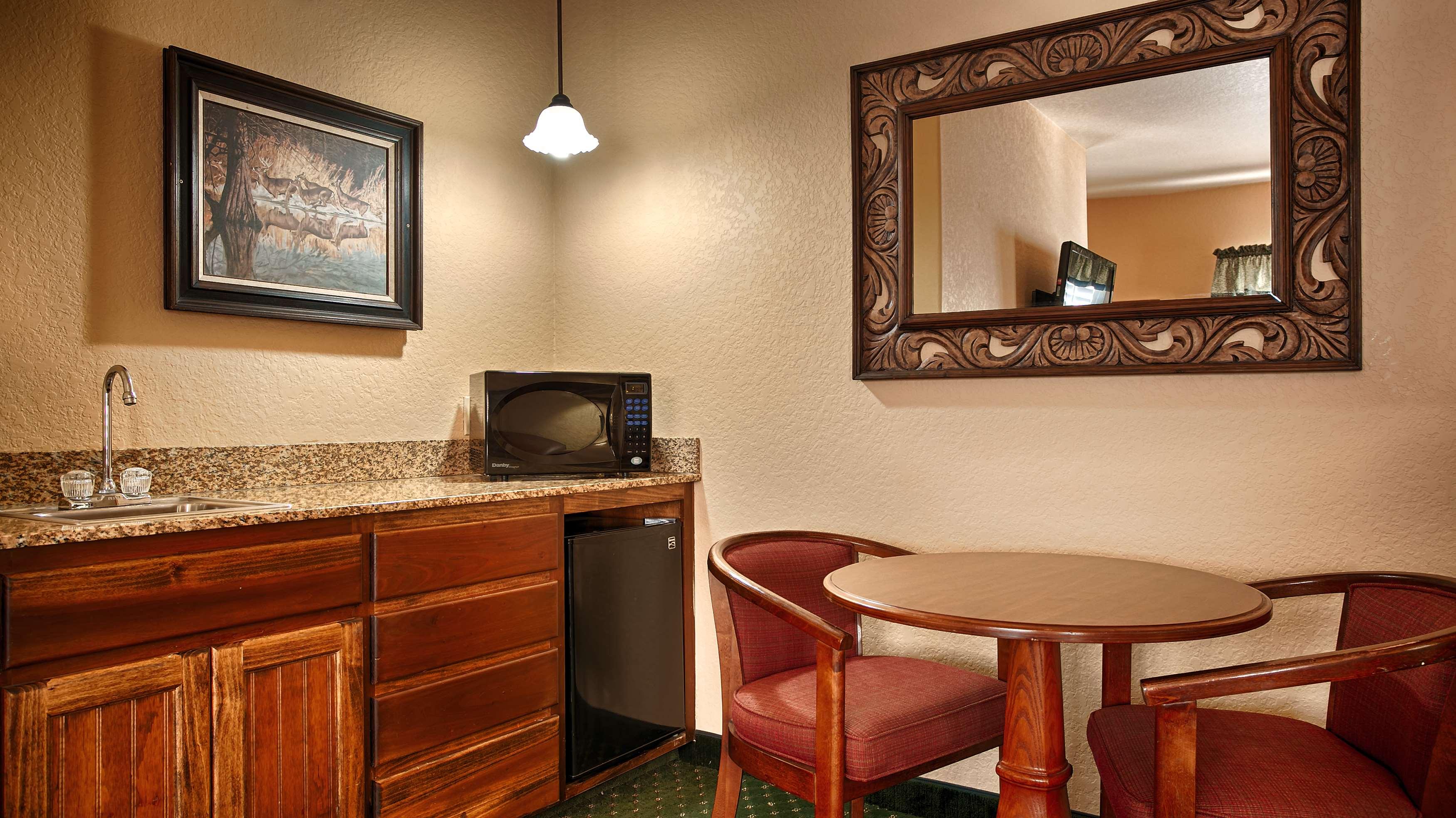 Best Western Plus Fredericksburg — photo 4