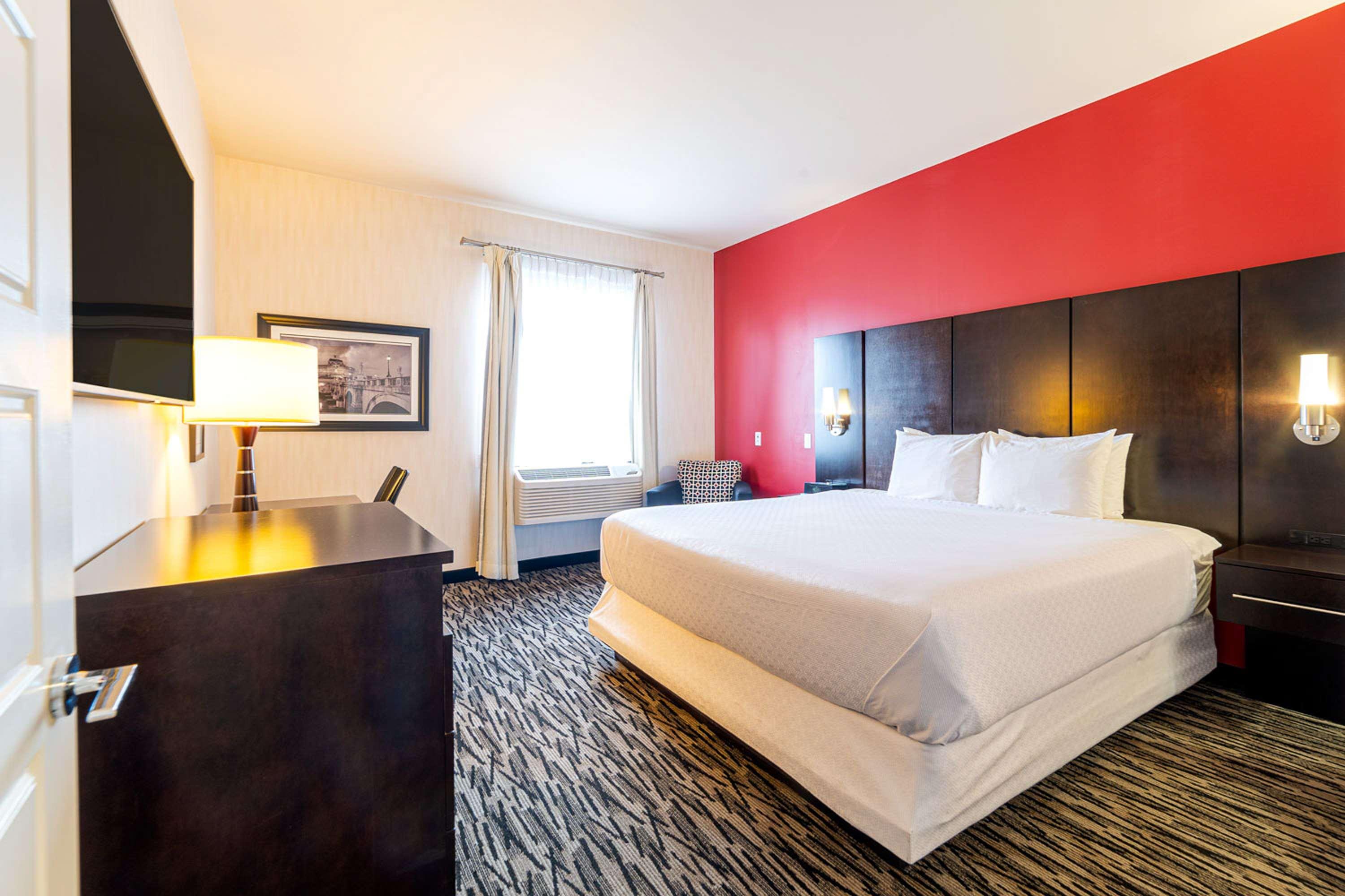 Best Western Premier C Hotel by Carmen's — photo 5