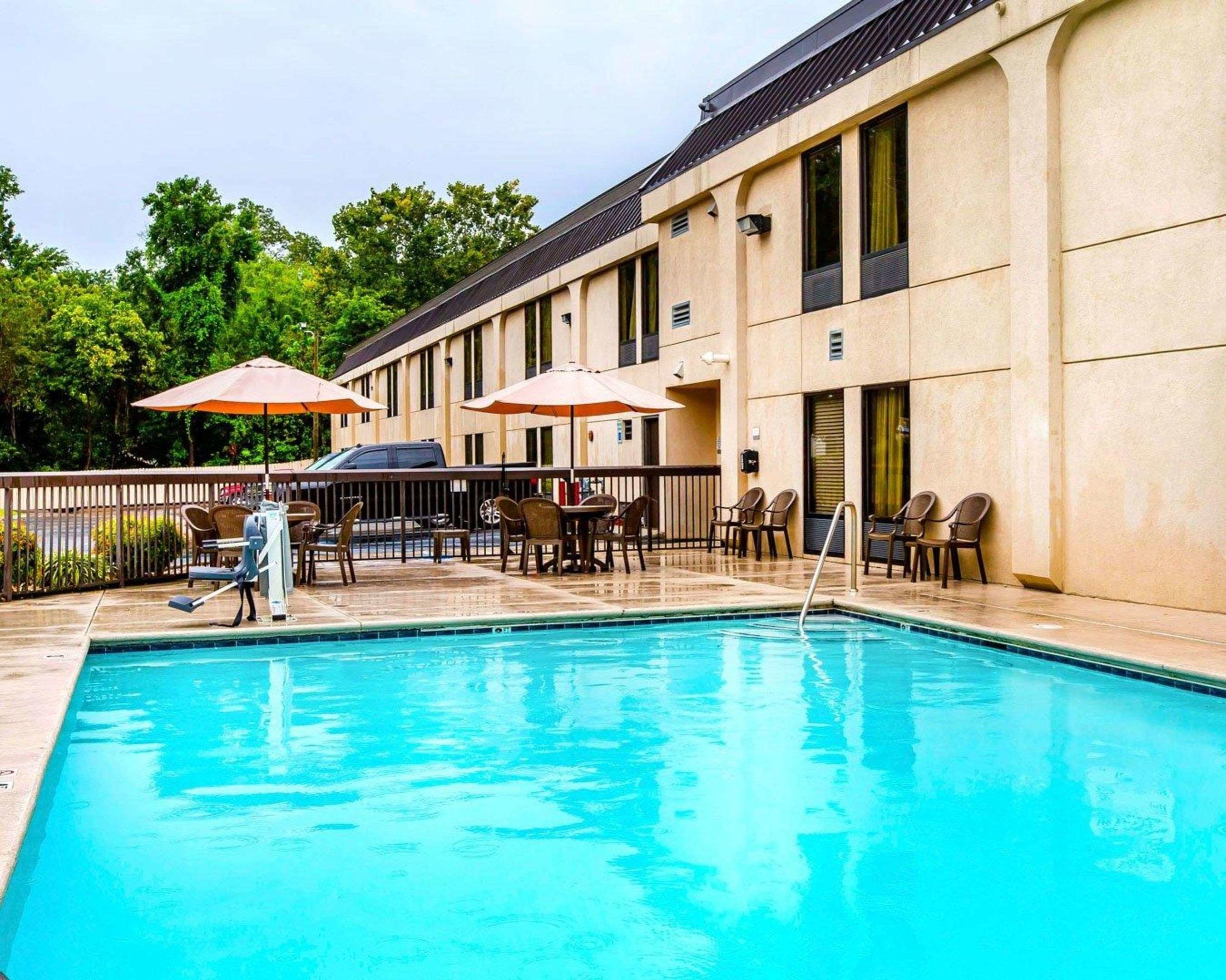Clarion Inn — photo 5