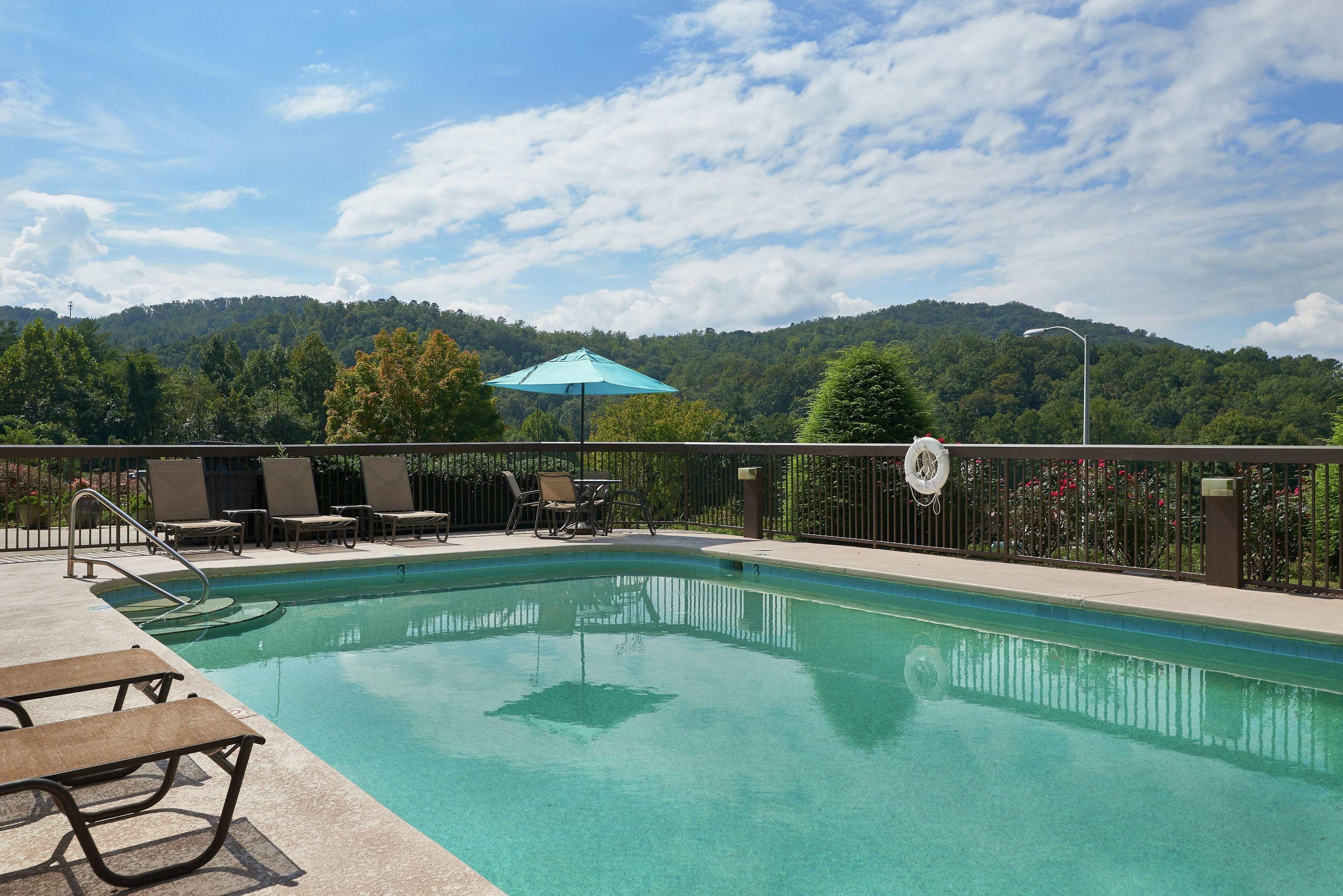 Hampton Inn Cherokee — photo 4