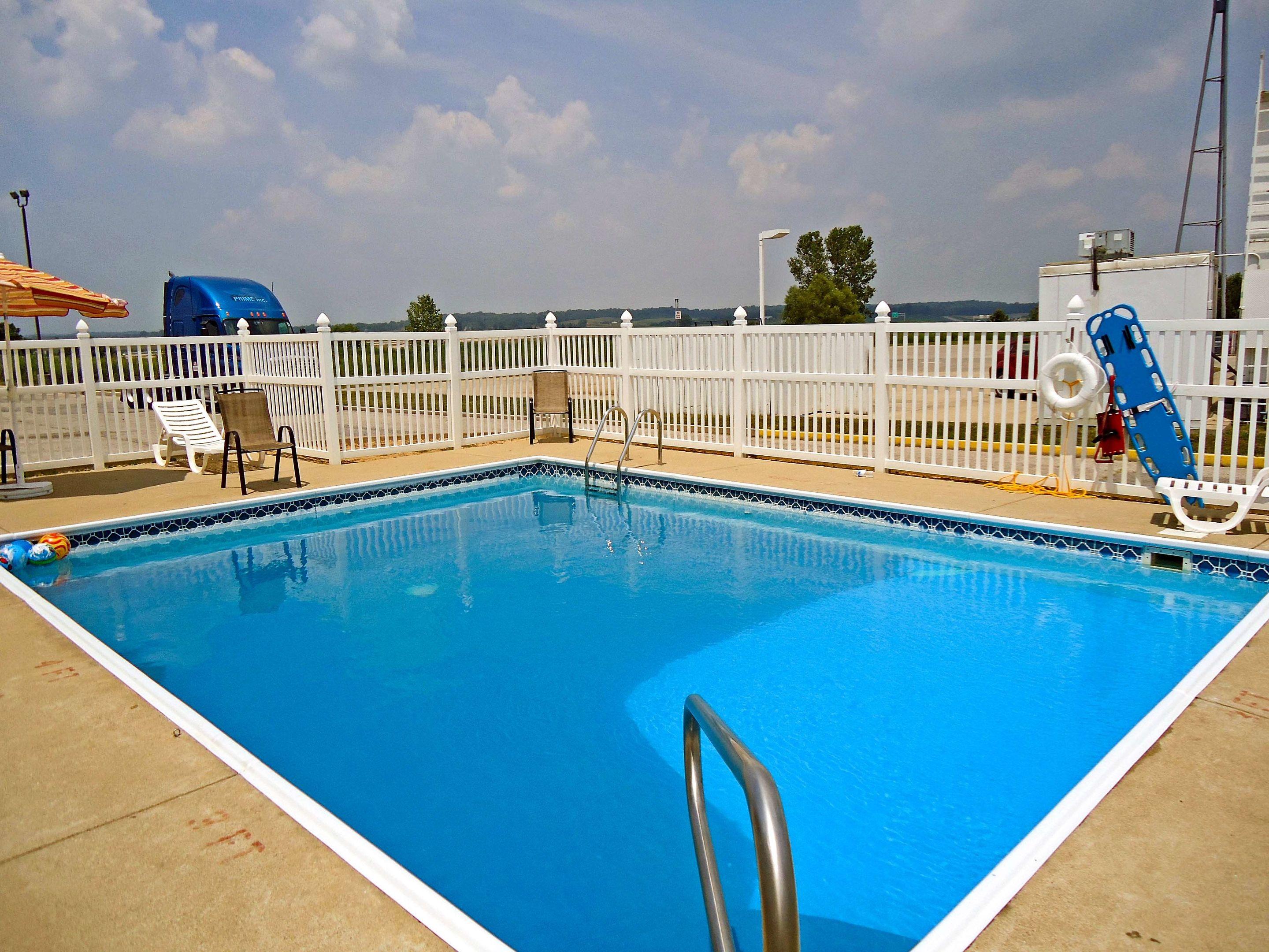 Motel 6 Dale — photo 5