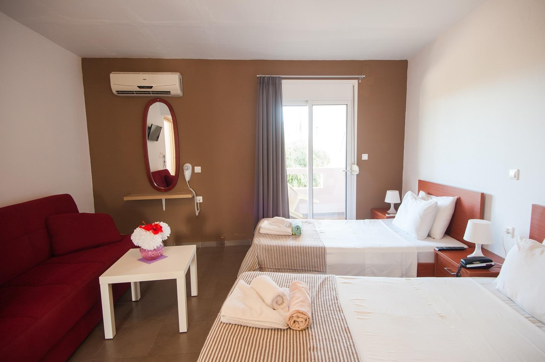 Elounda Sunrise Studios & Apartments — photo 4