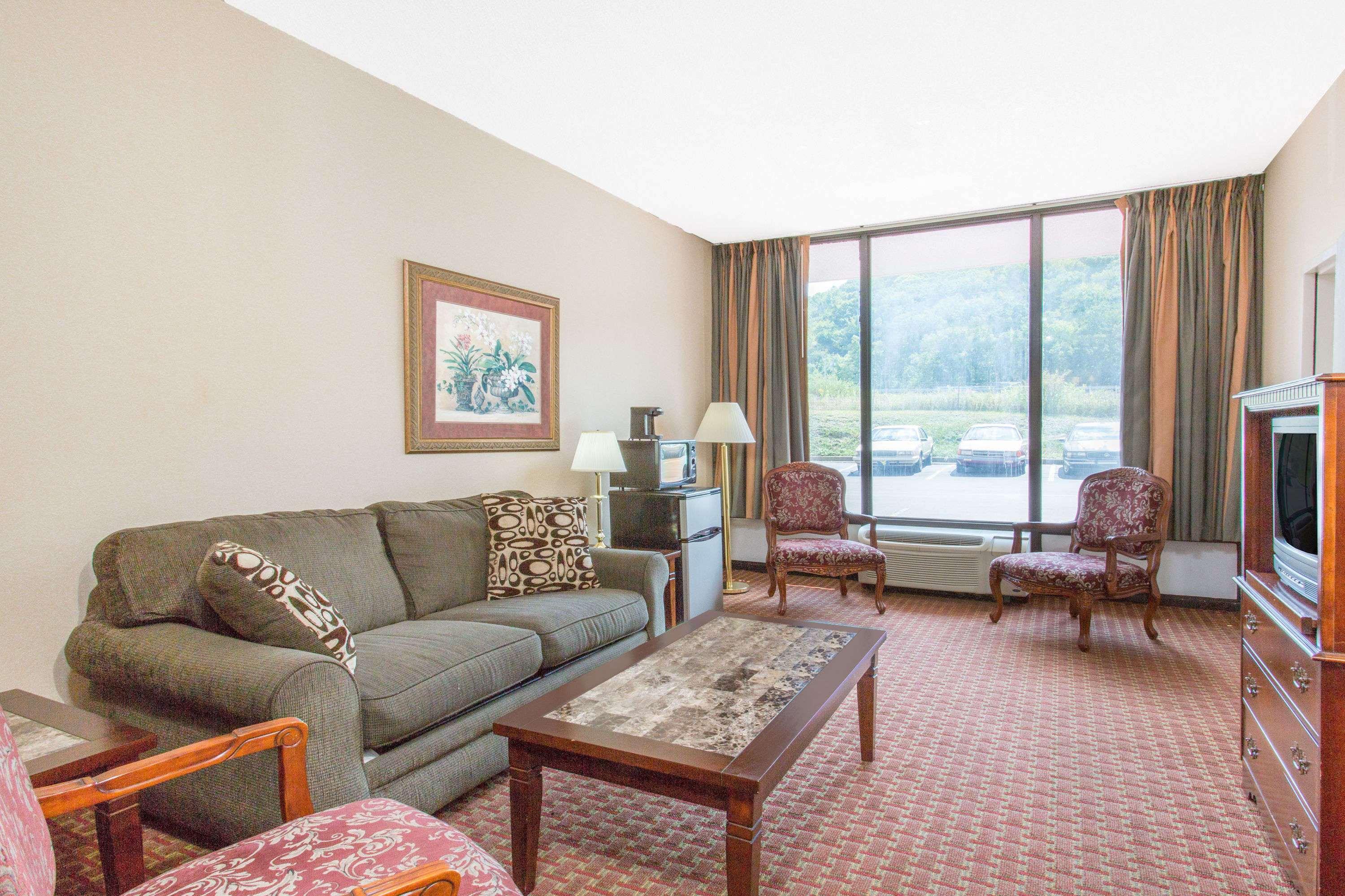 Days Inn by Wyndham Princeton — photo 3