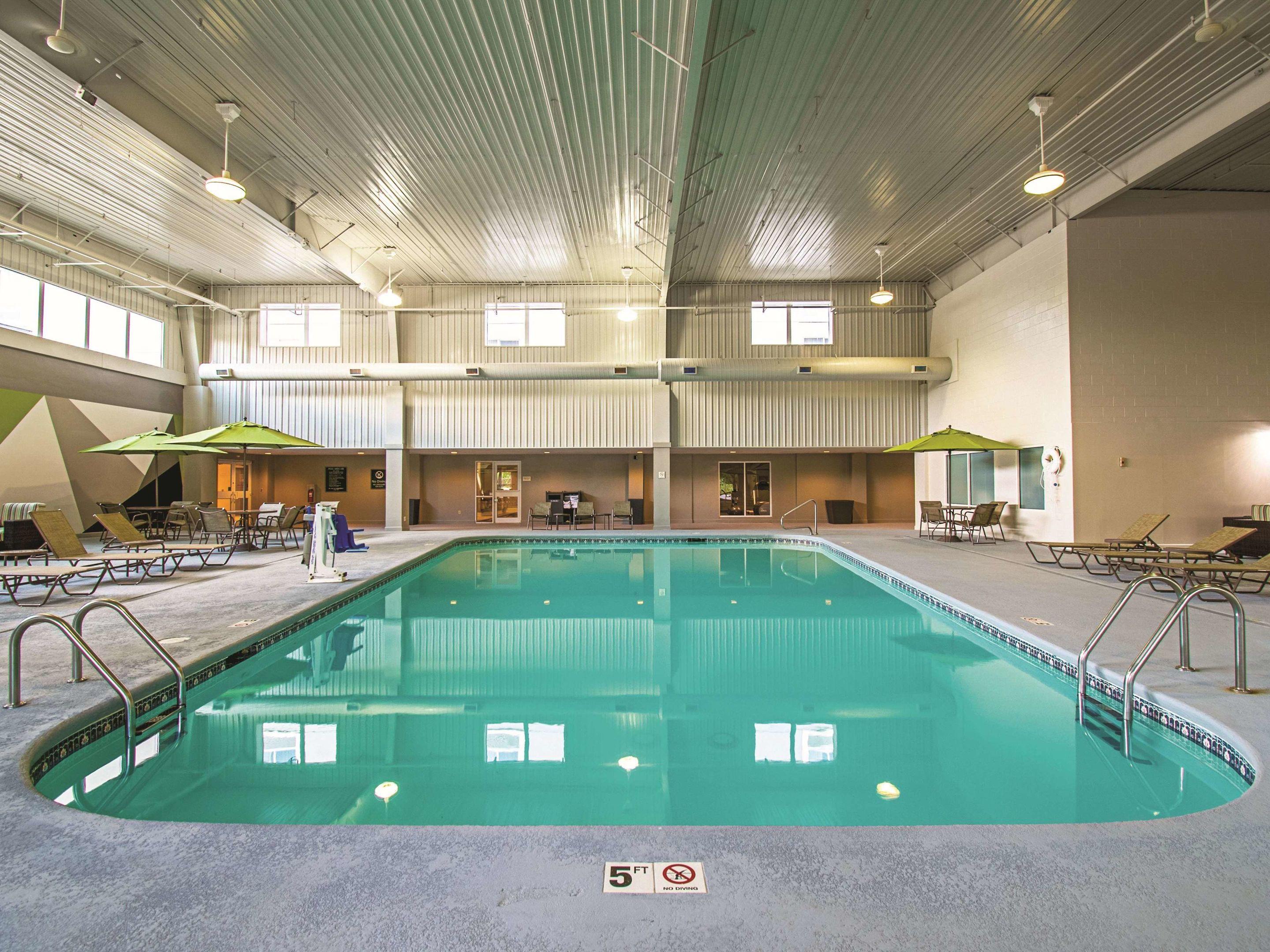 La Quinta Inn & Suites Sharonville — photo 5