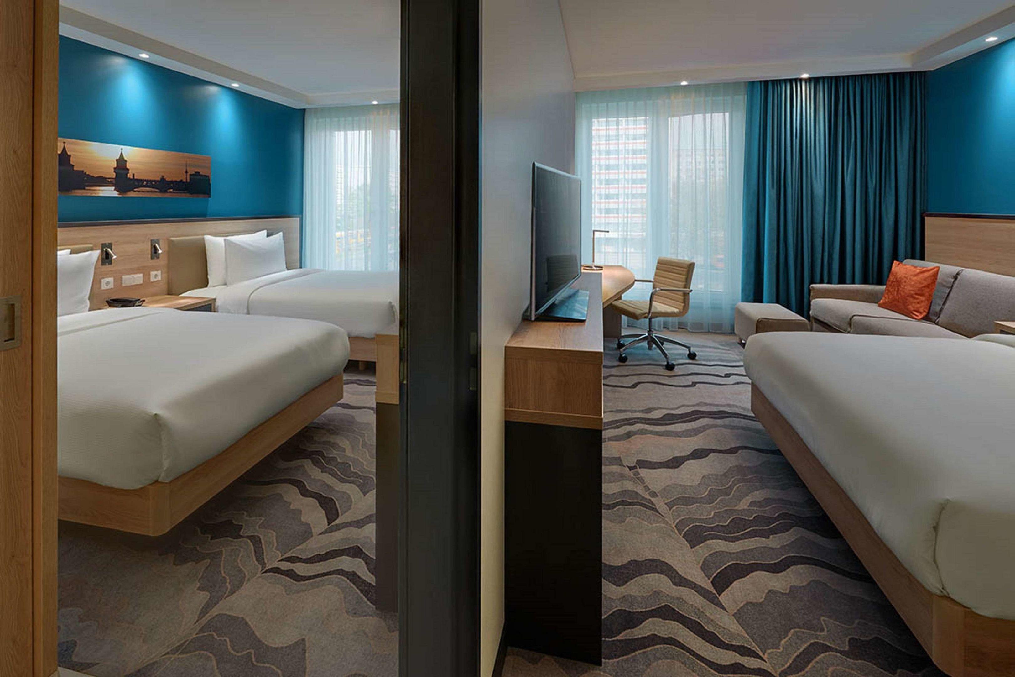 Hampton By Hilton Berlin City Centre Alexanderplatz — photo 5