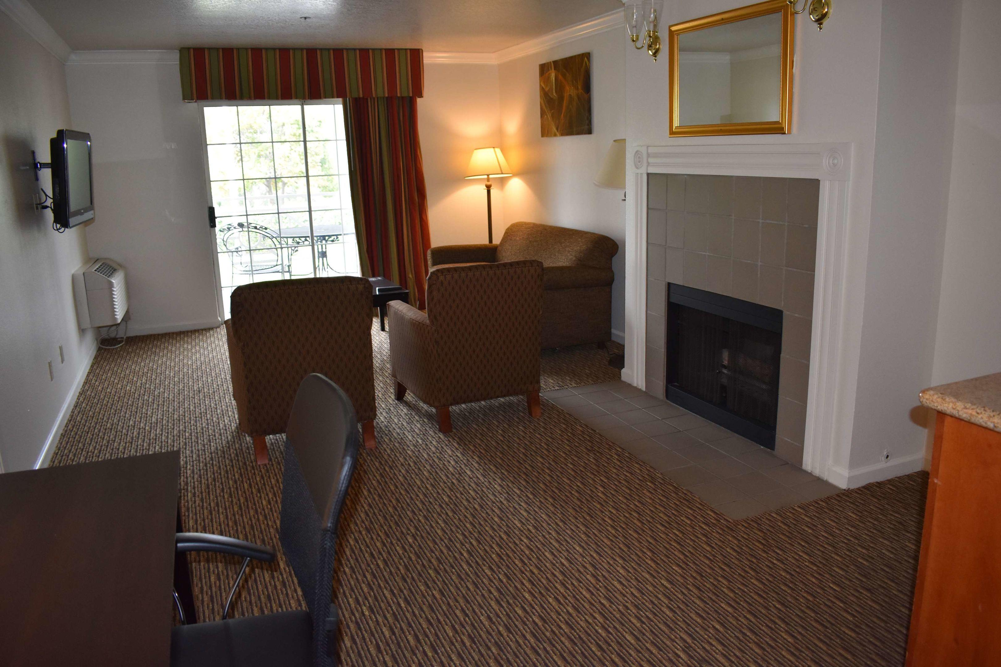 Best Western Colonial Inn — photo 5