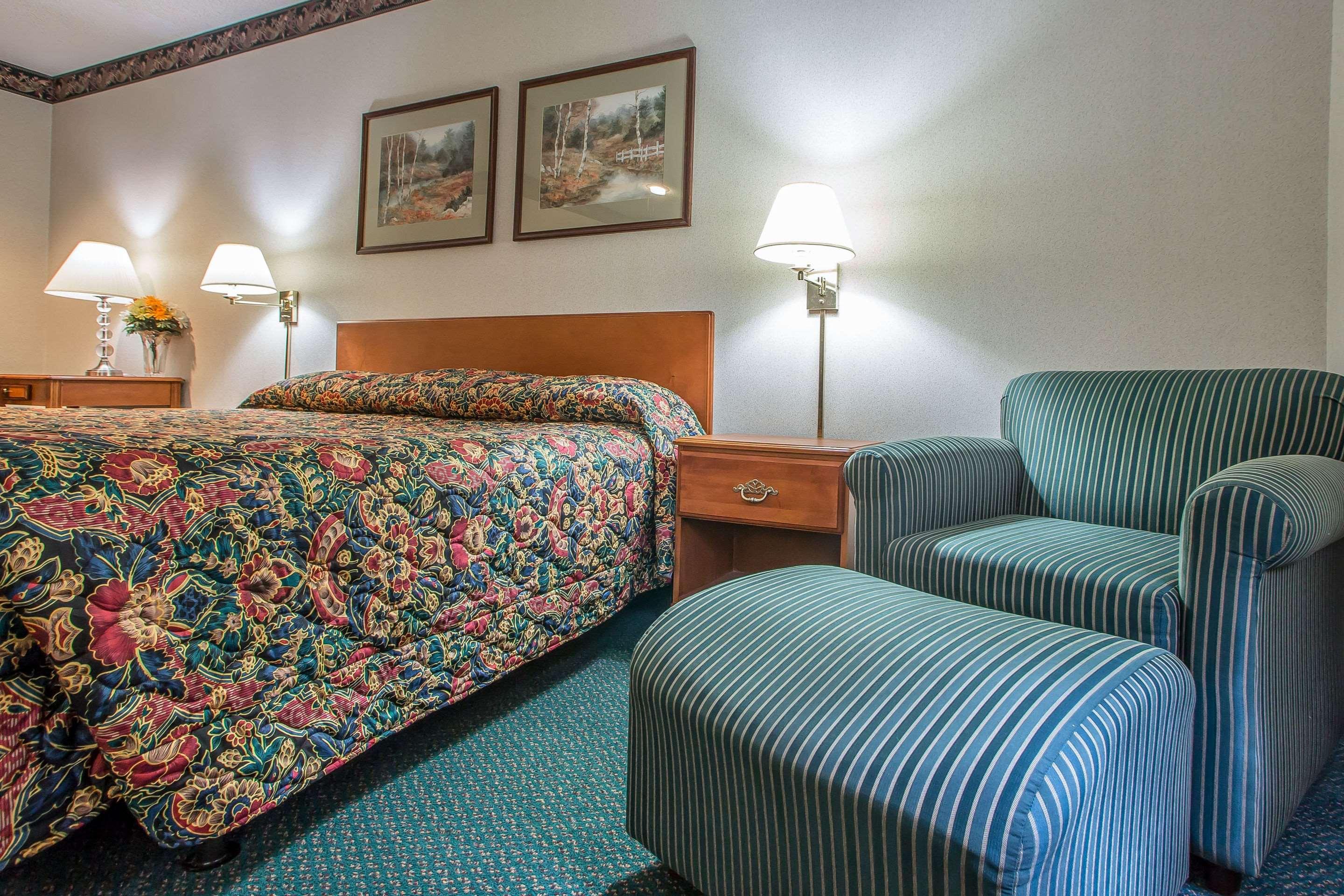 Rodeway Inn — photo 5