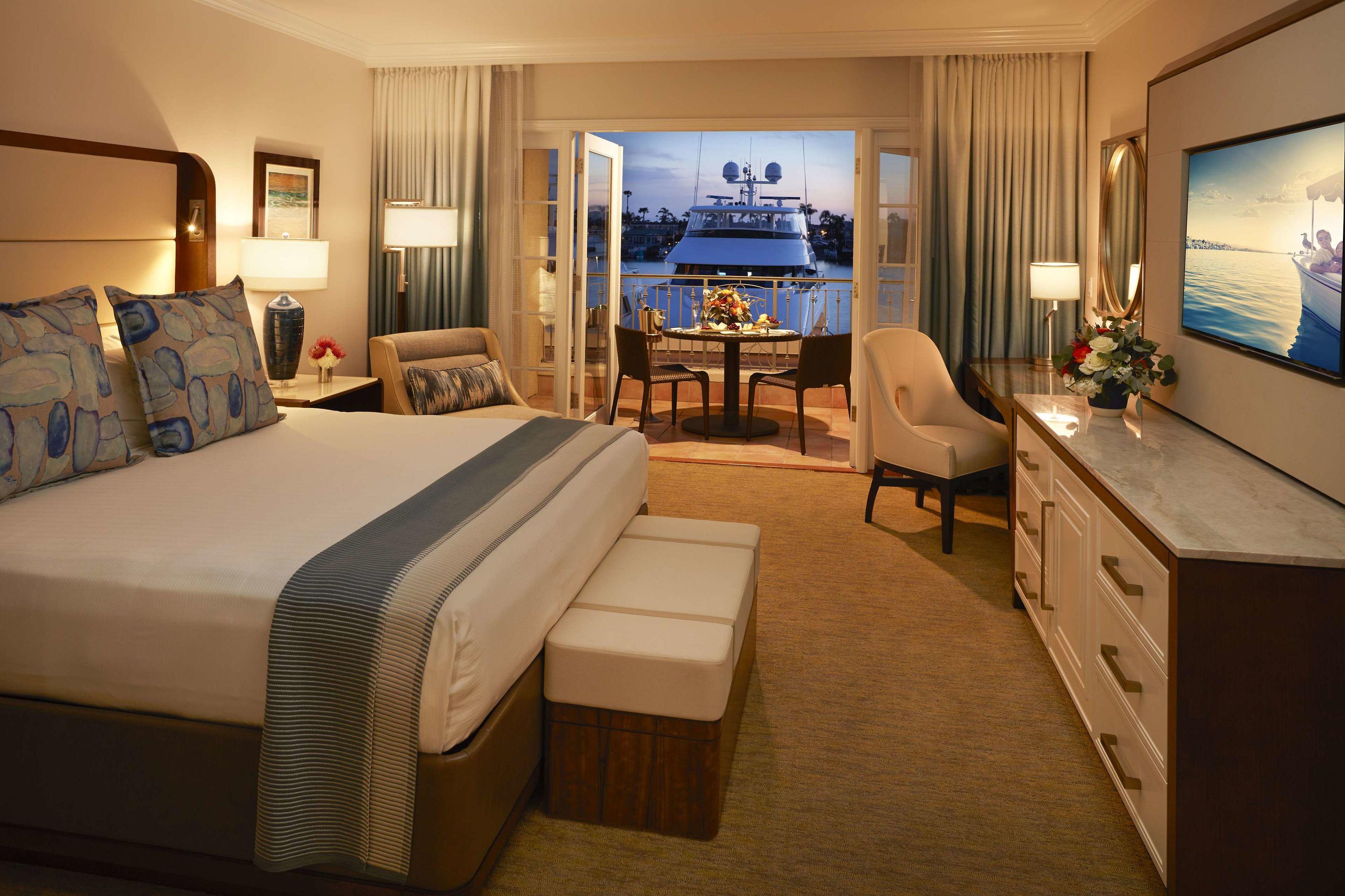 Balboa Bay Club — photo 4
