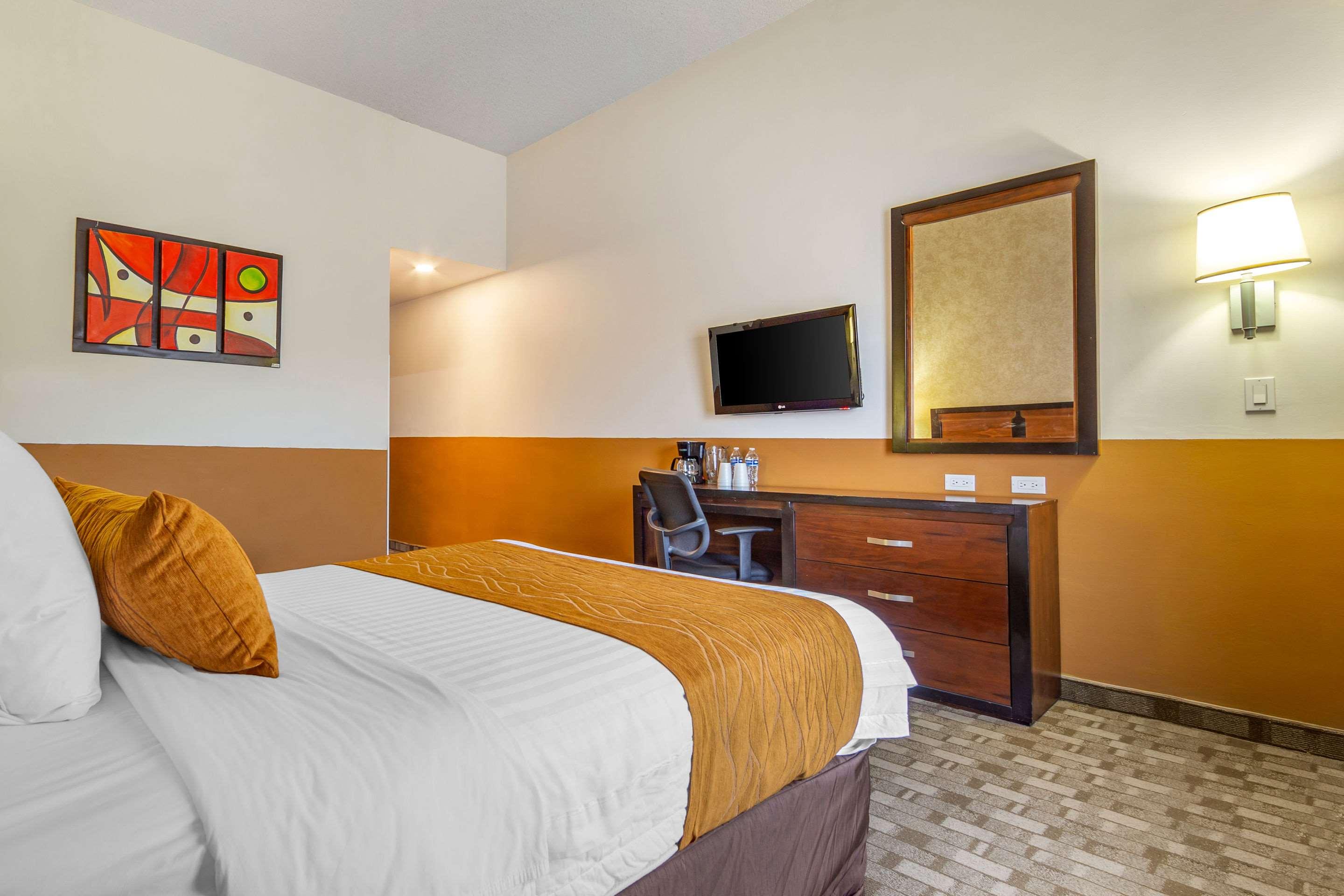 Comfort Inn Chihuahua — photo 4