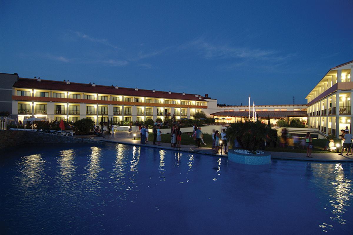 Parc Hotel — photo 1