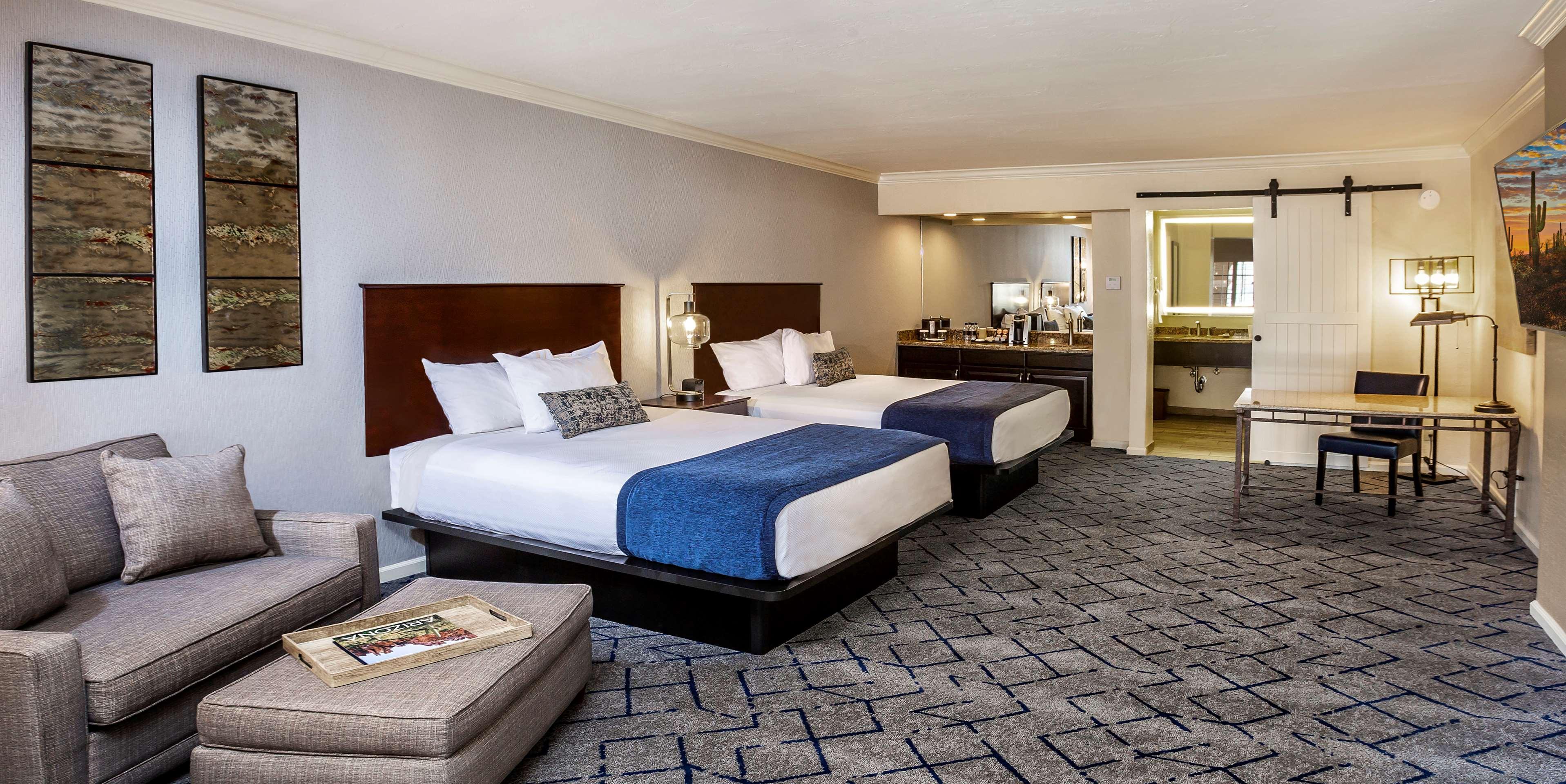 Scottsdale Plaza Resort — photo 4