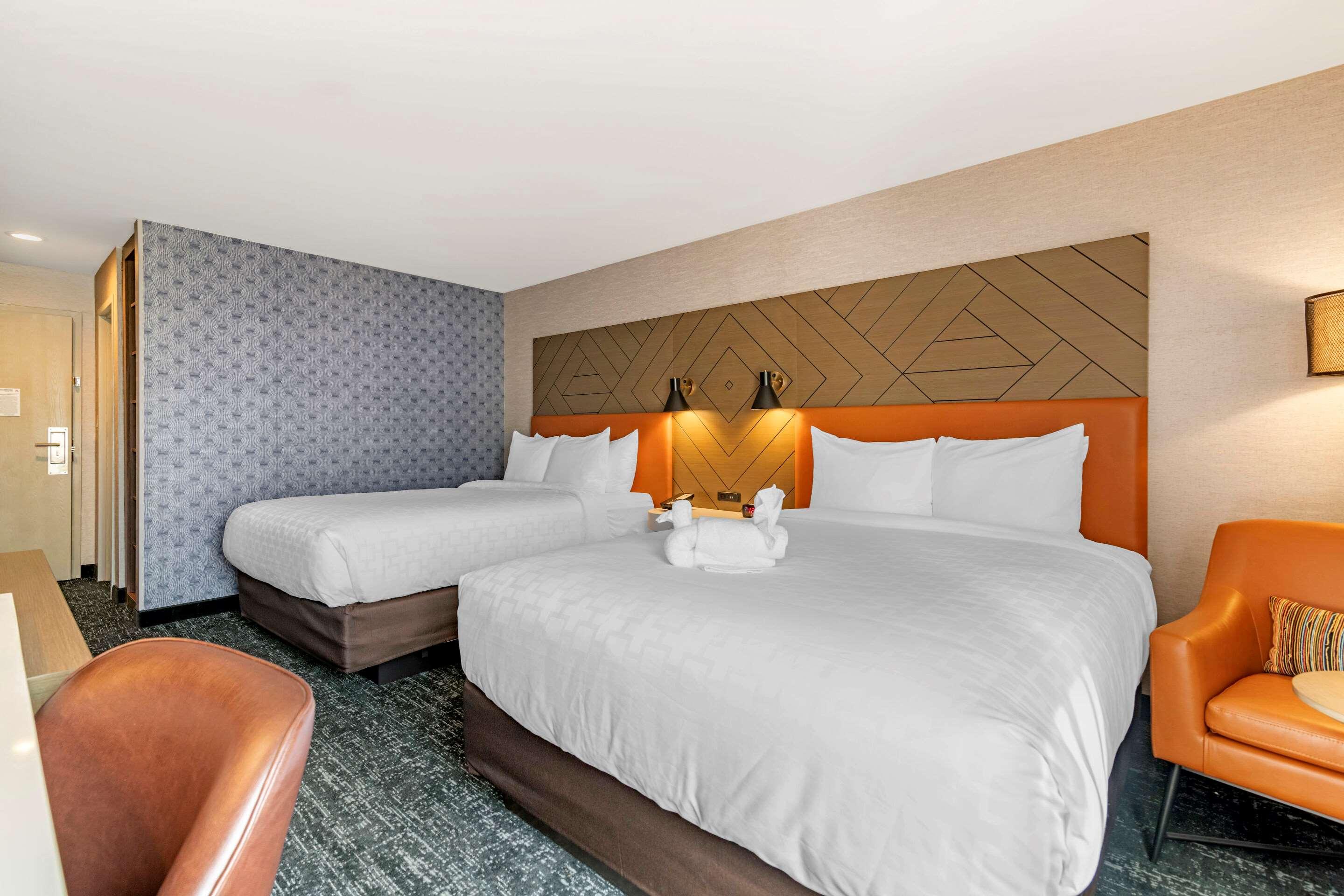Clarion Inn Hotel — photo 3