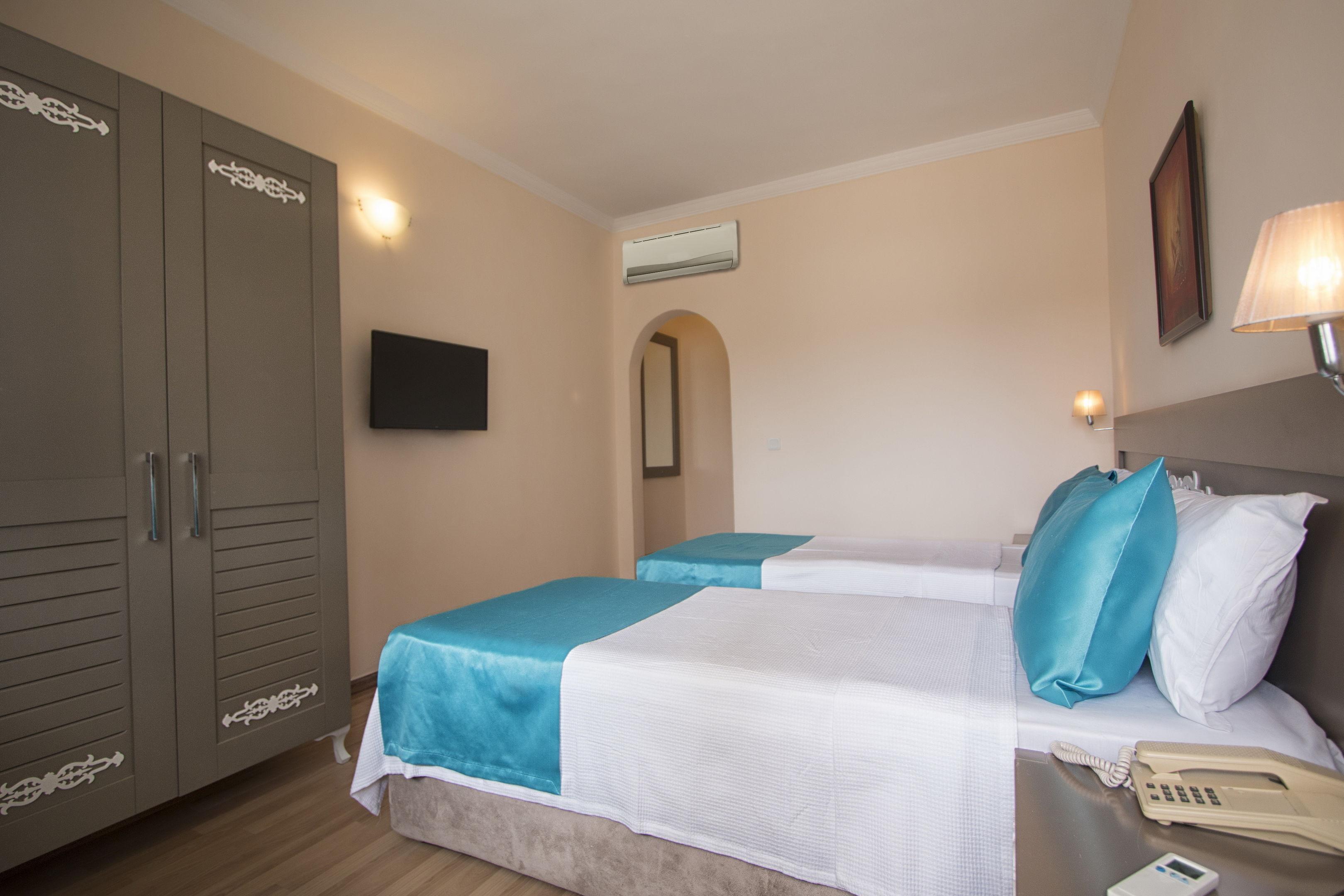Sky Nova Suites — photo 5