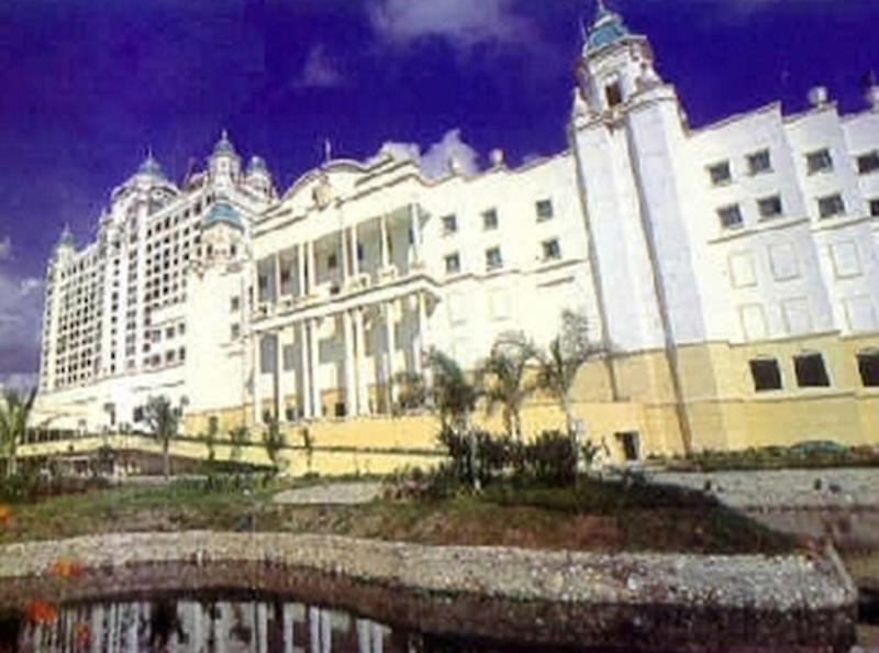Waterfront Cebu City Hotel & Casino — photo 4