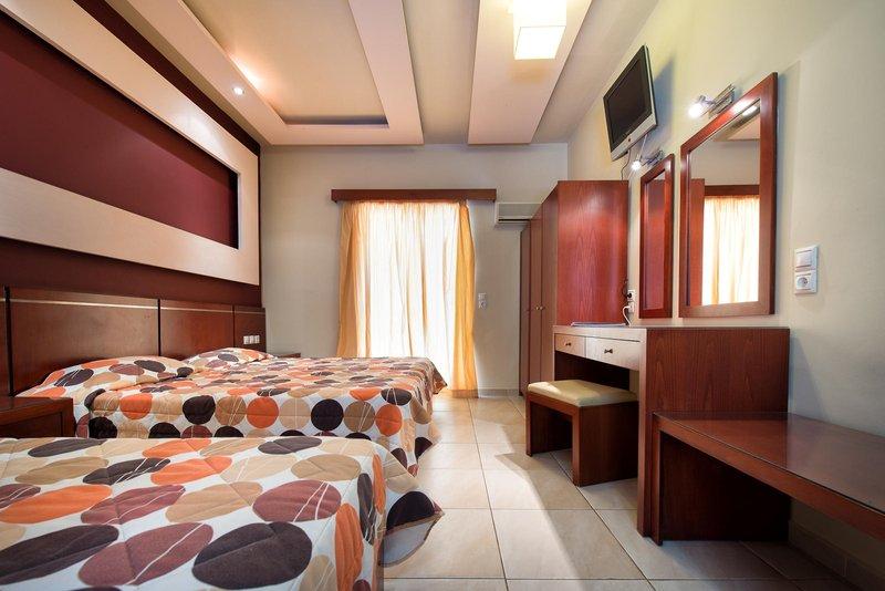 Canadian Hotel — photo 4
