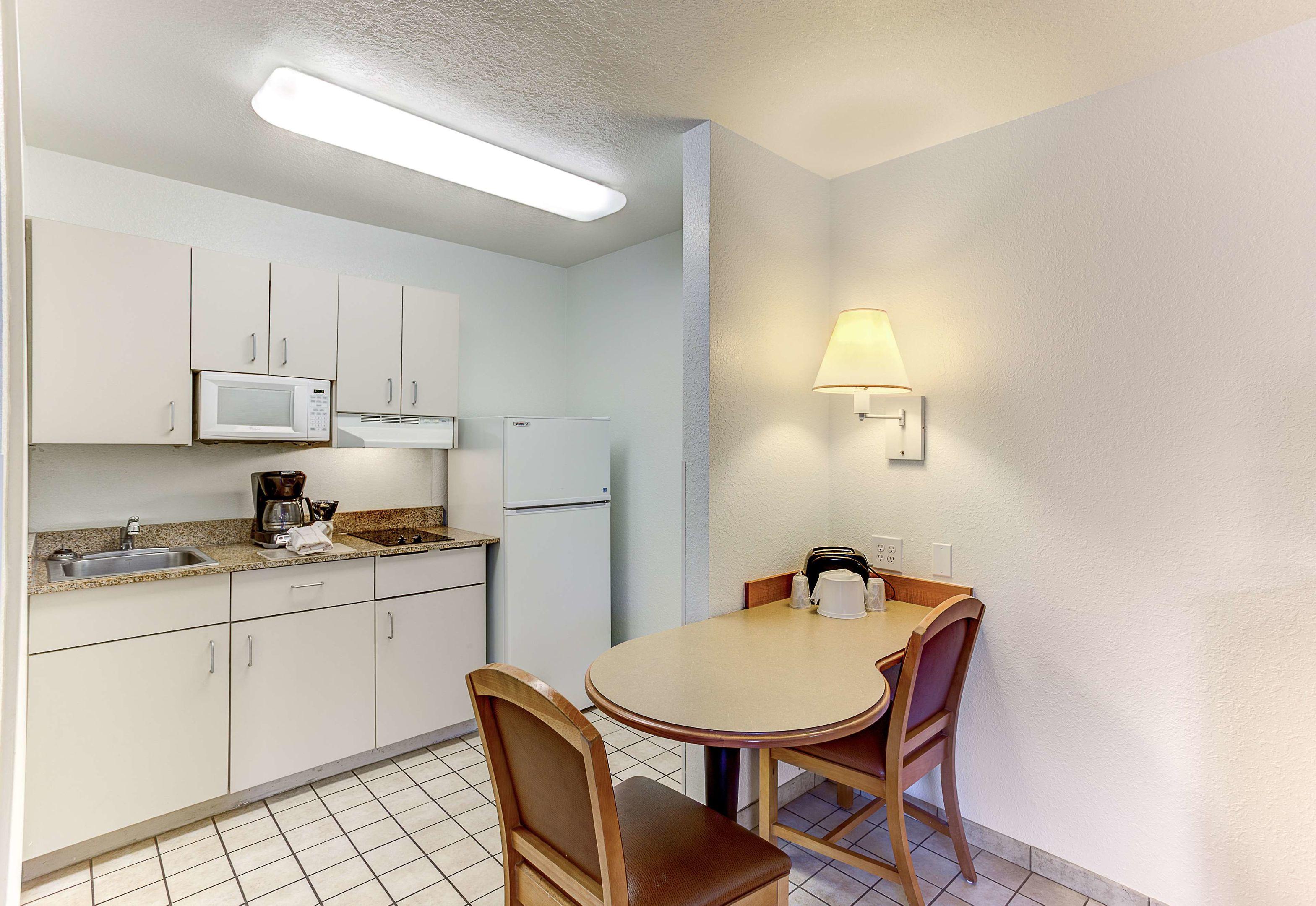 Studio 6 Orlando - Kissimmee — photo 4