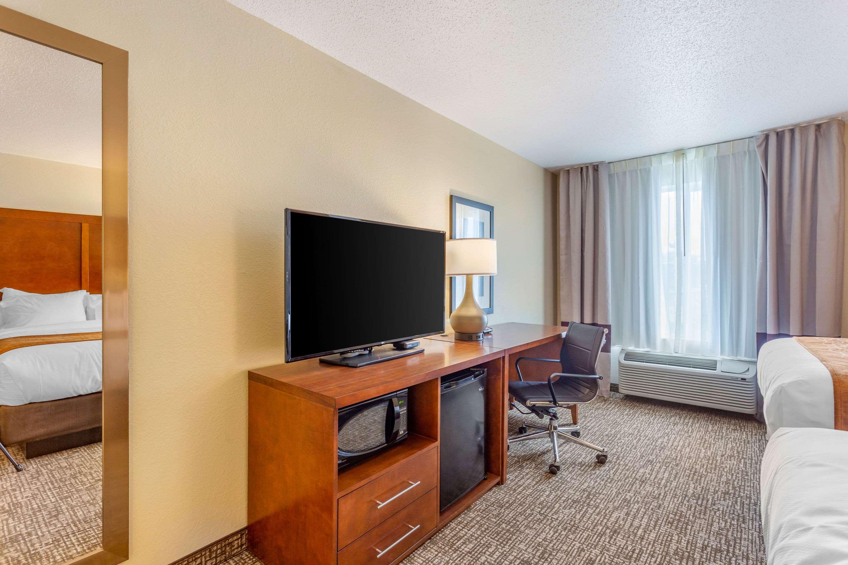 Comfort Inn — photo 5