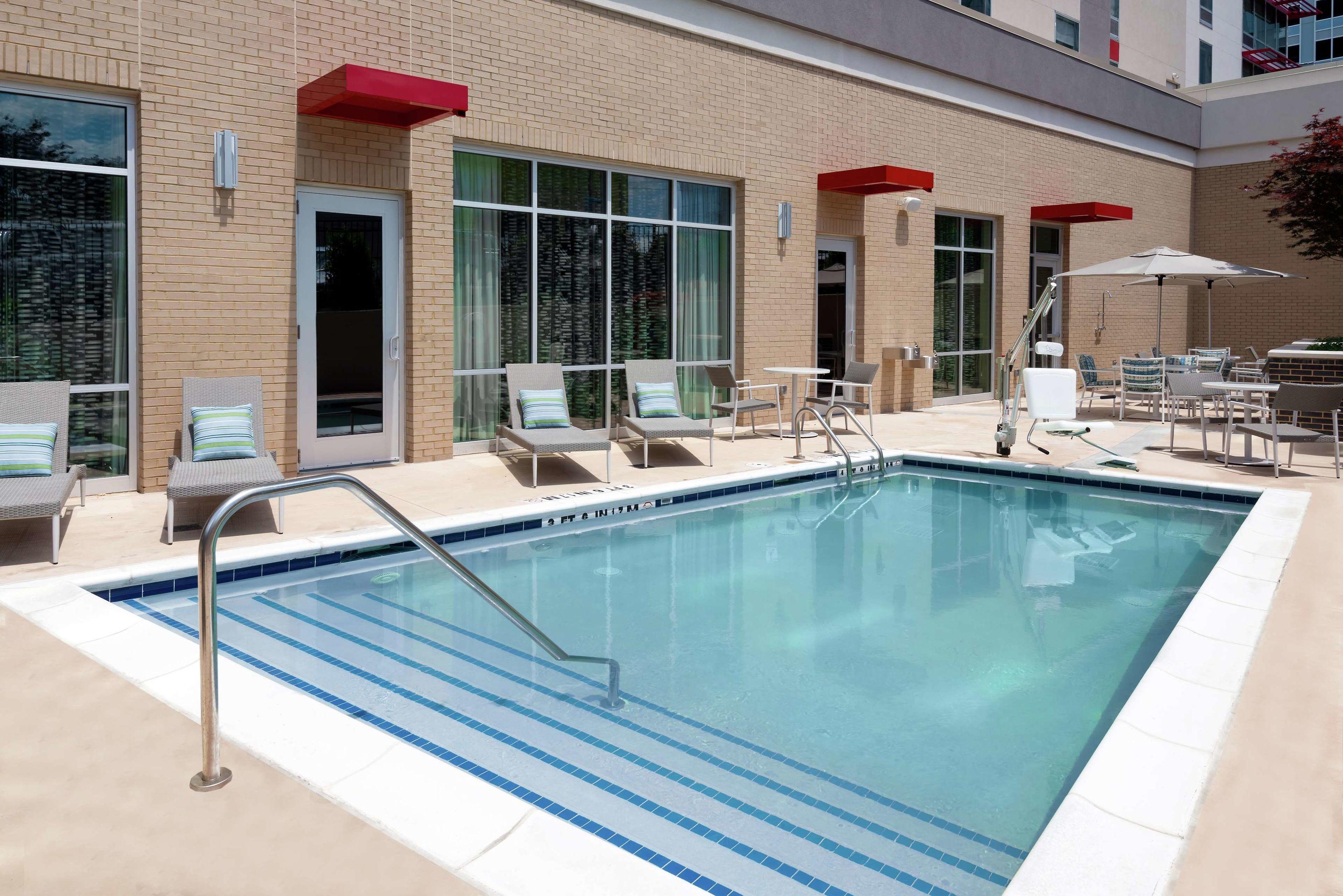 Hampton Inn & Suites Atlanta Buckhead Place — photo 5