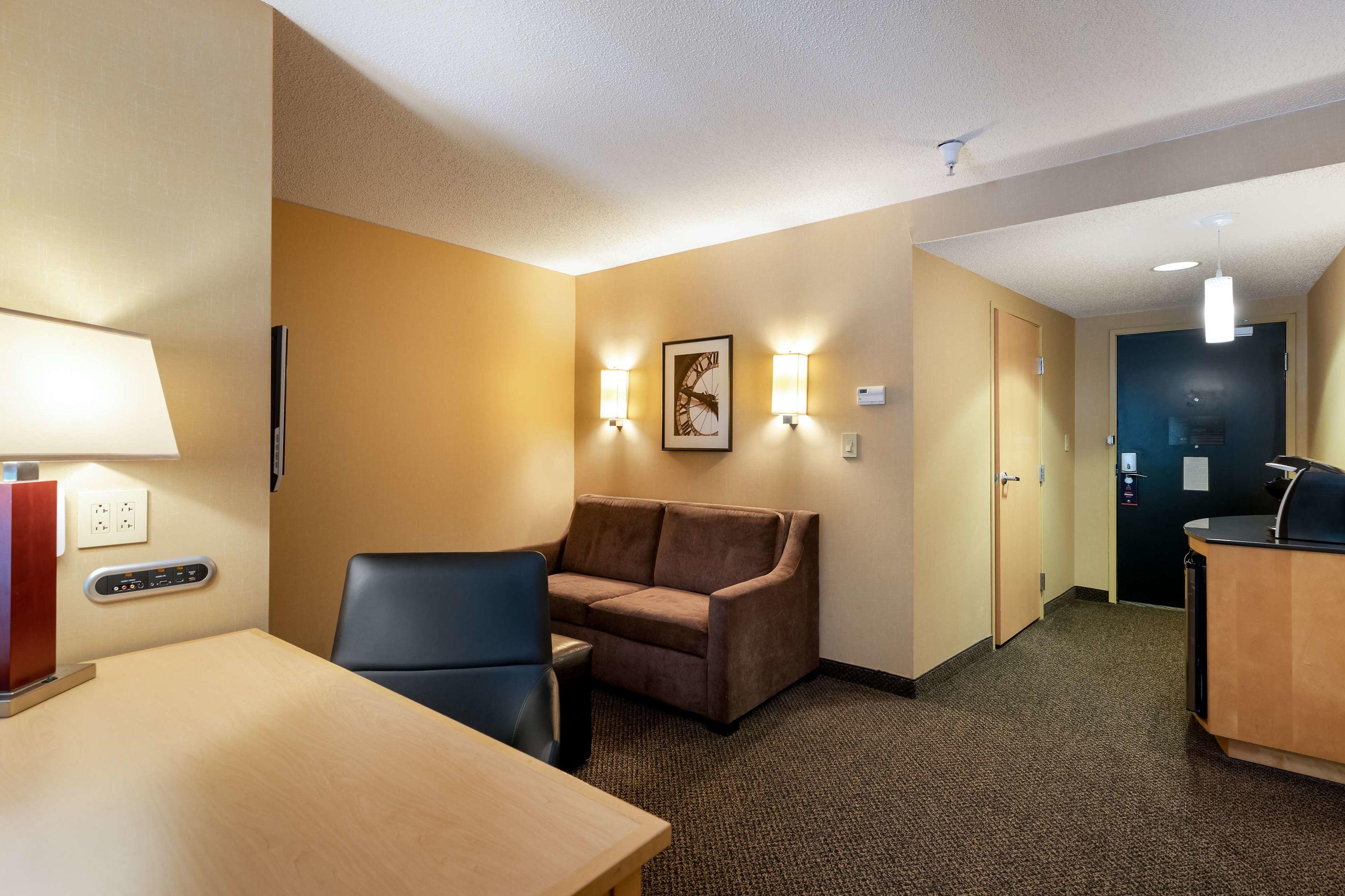 DoubleTree by Hilton Hotel Savannah Airport — photo 4