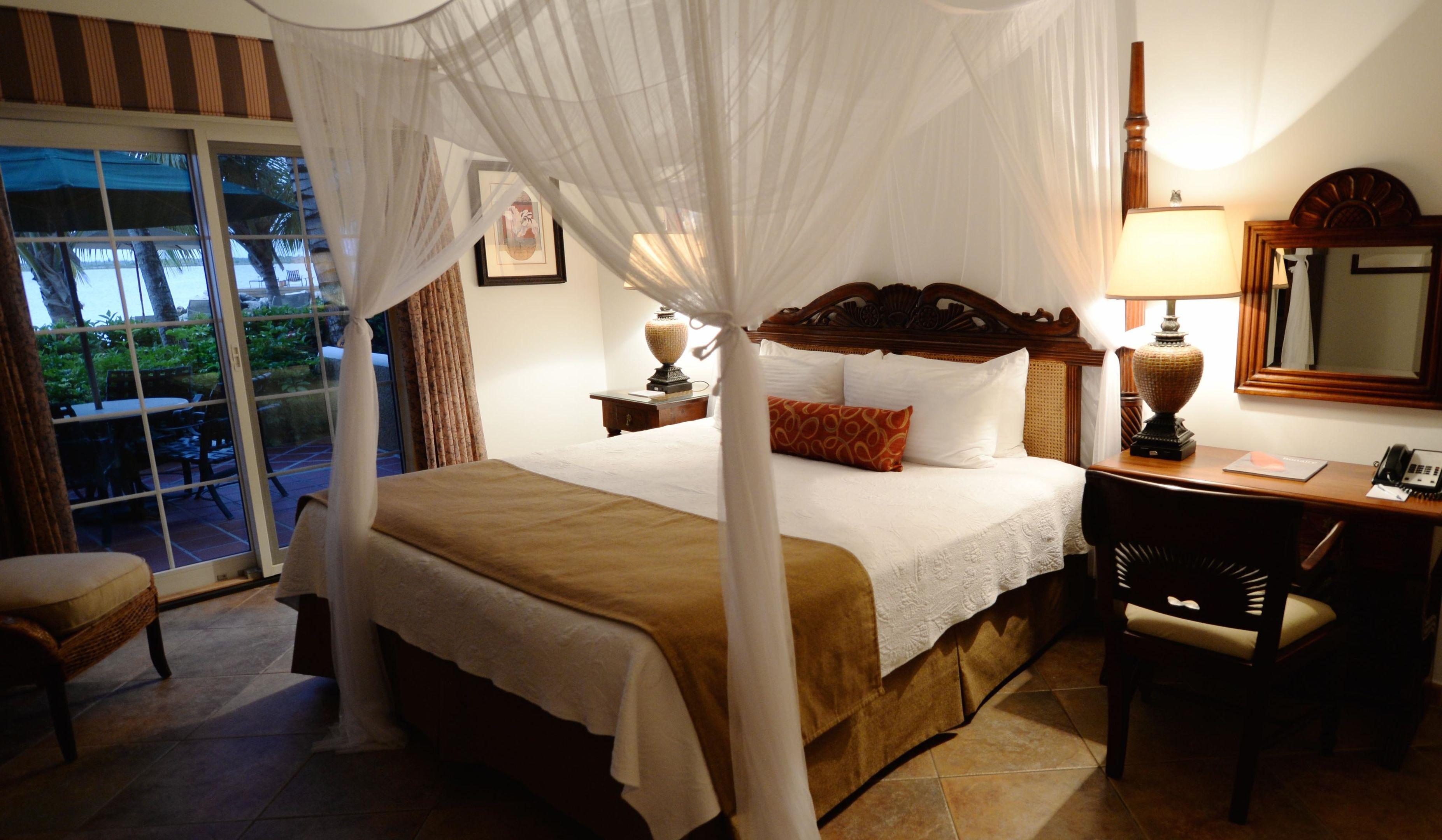Harbour Village Beach Club — photo 4