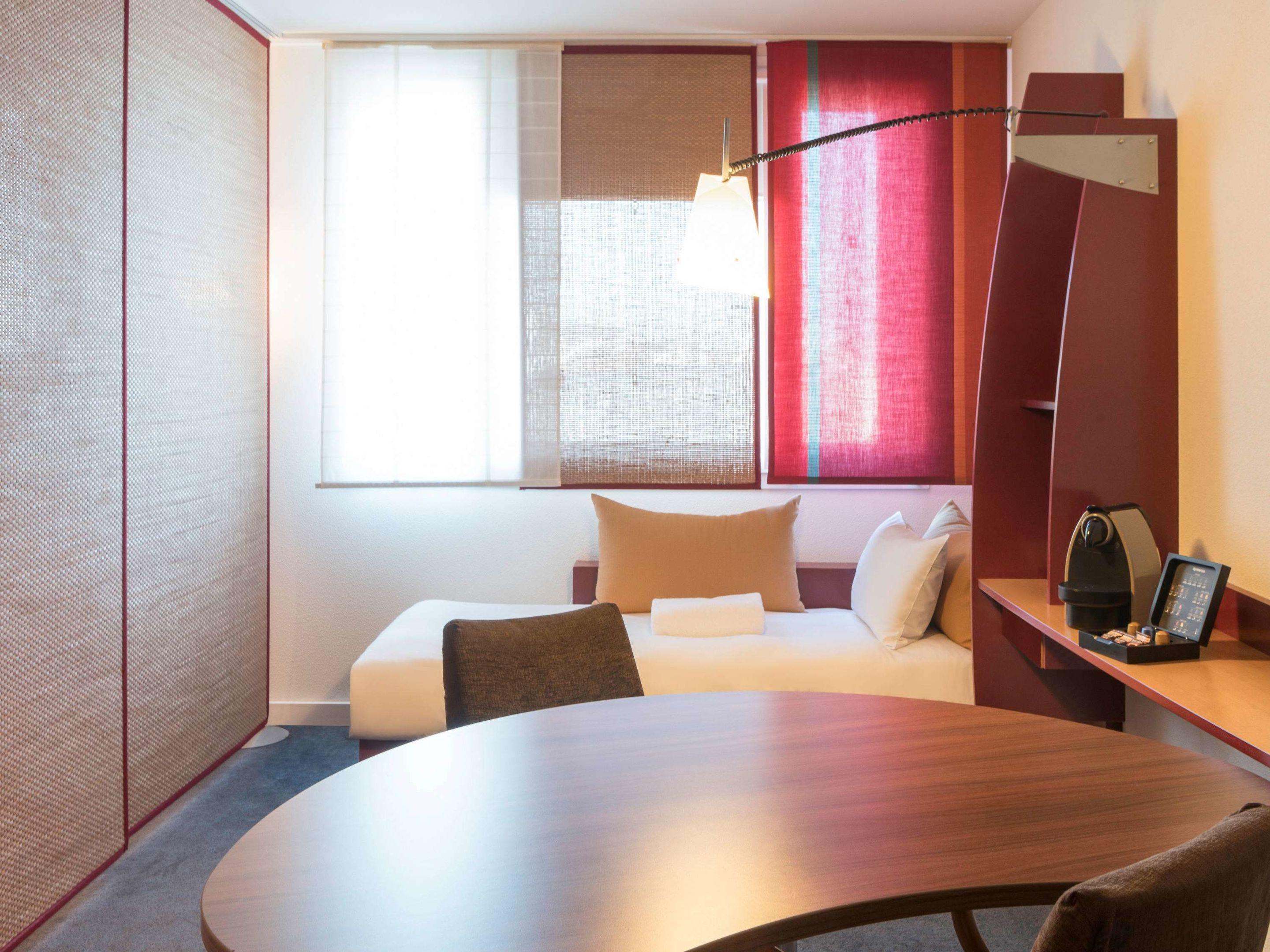 Novotel Suites Reims Centre — photo 4