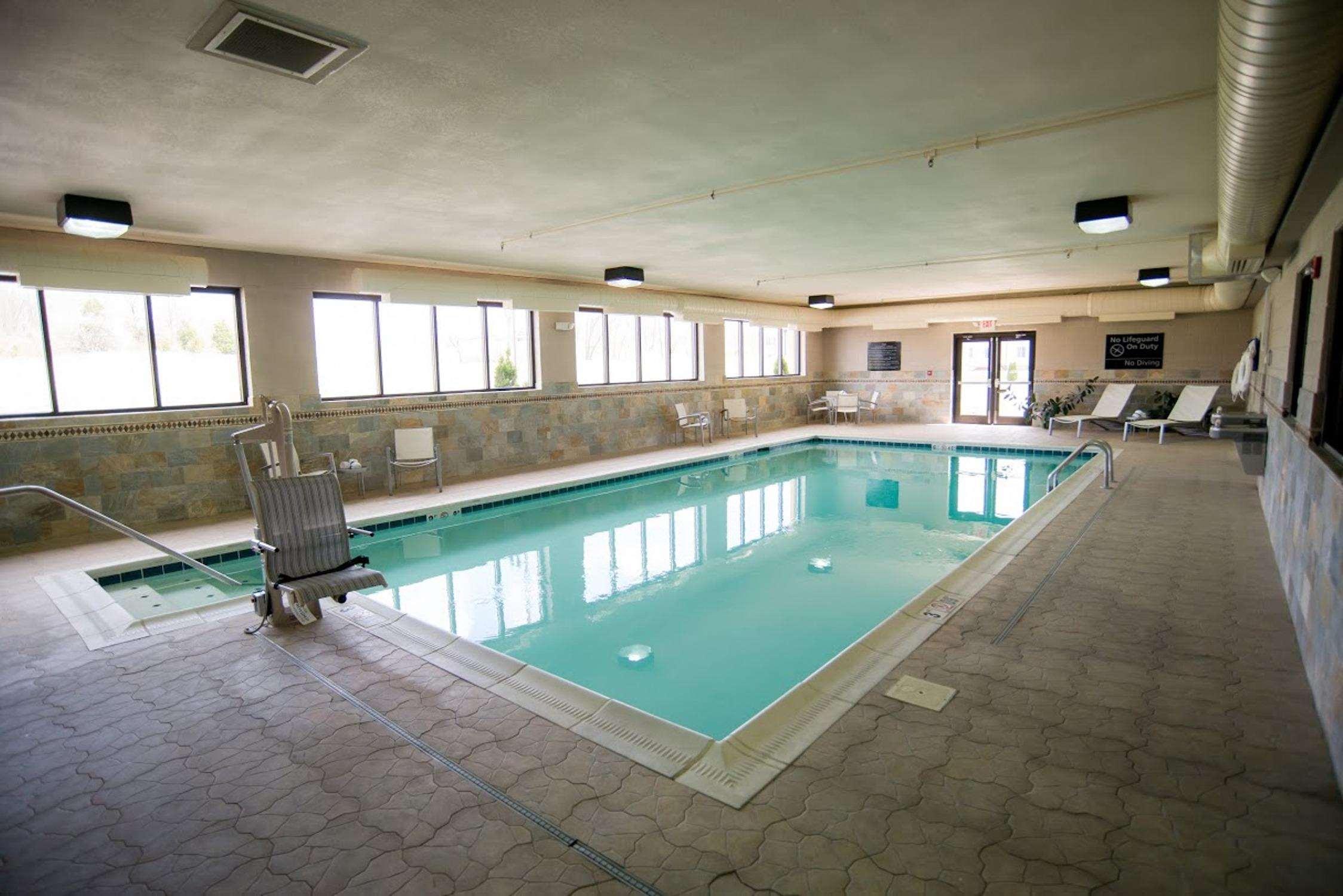 Hampton Inn & Suites Radcliff / Fort Knox — photo 5