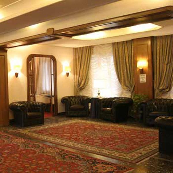 Regal Park Hotel — photo 4